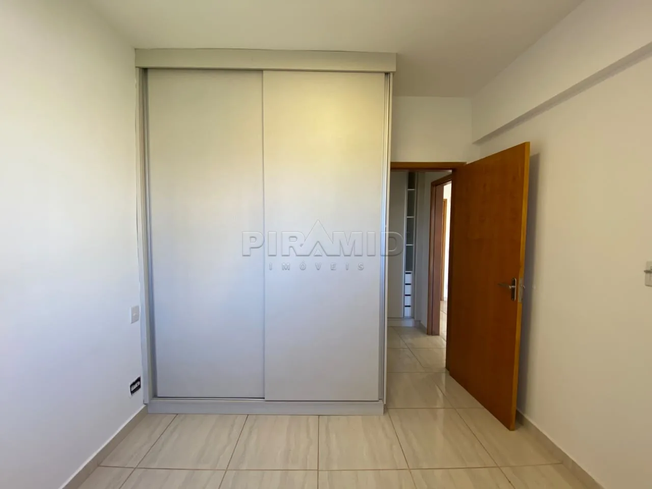Alugar Apartamento / Padr&atilde;o em Ribeir&atilde;o Preto R$ 1.600,00 - Foto 10