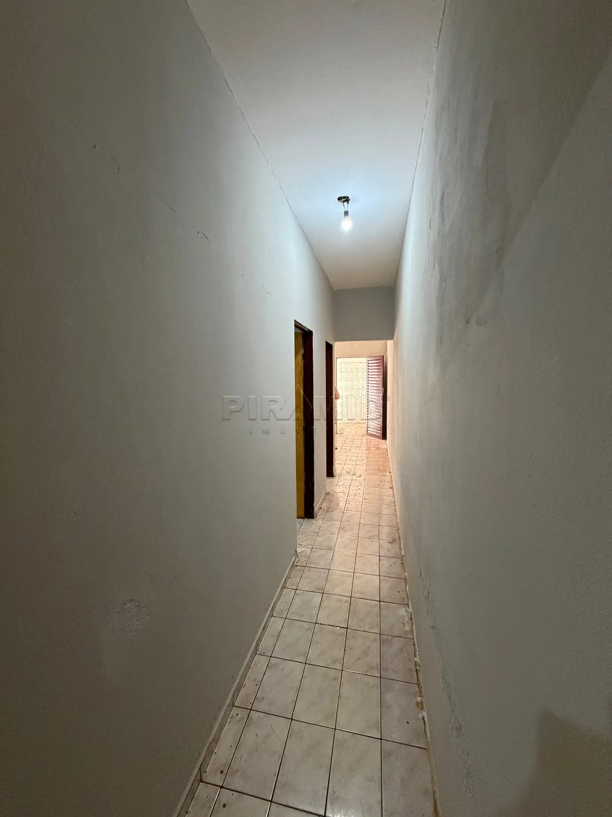 Alugar Casa / Padr&atilde;o em Ribeir&atilde;o Preto R$ 1.500,00 - Foto 4