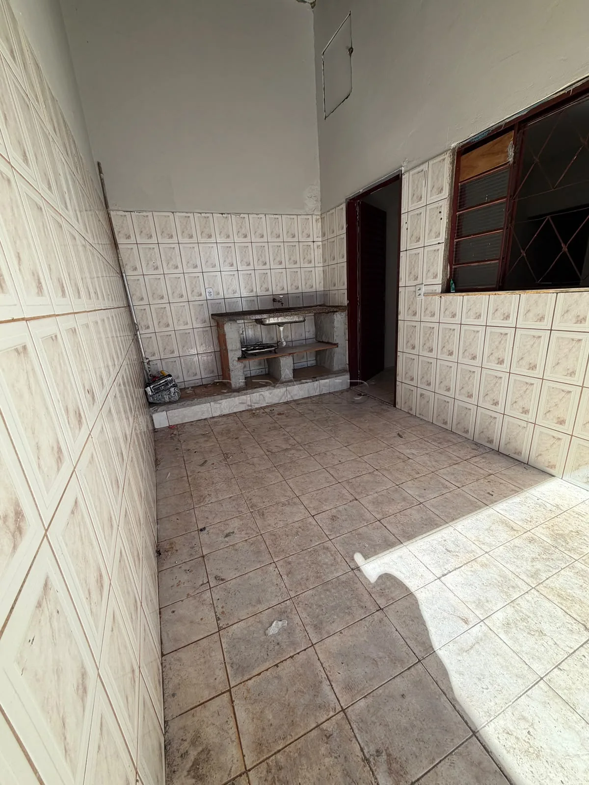 Alugar Casa / Padr&atilde;o em Ribeir&atilde;o Preto R$ 1.500,00 - Foto 9