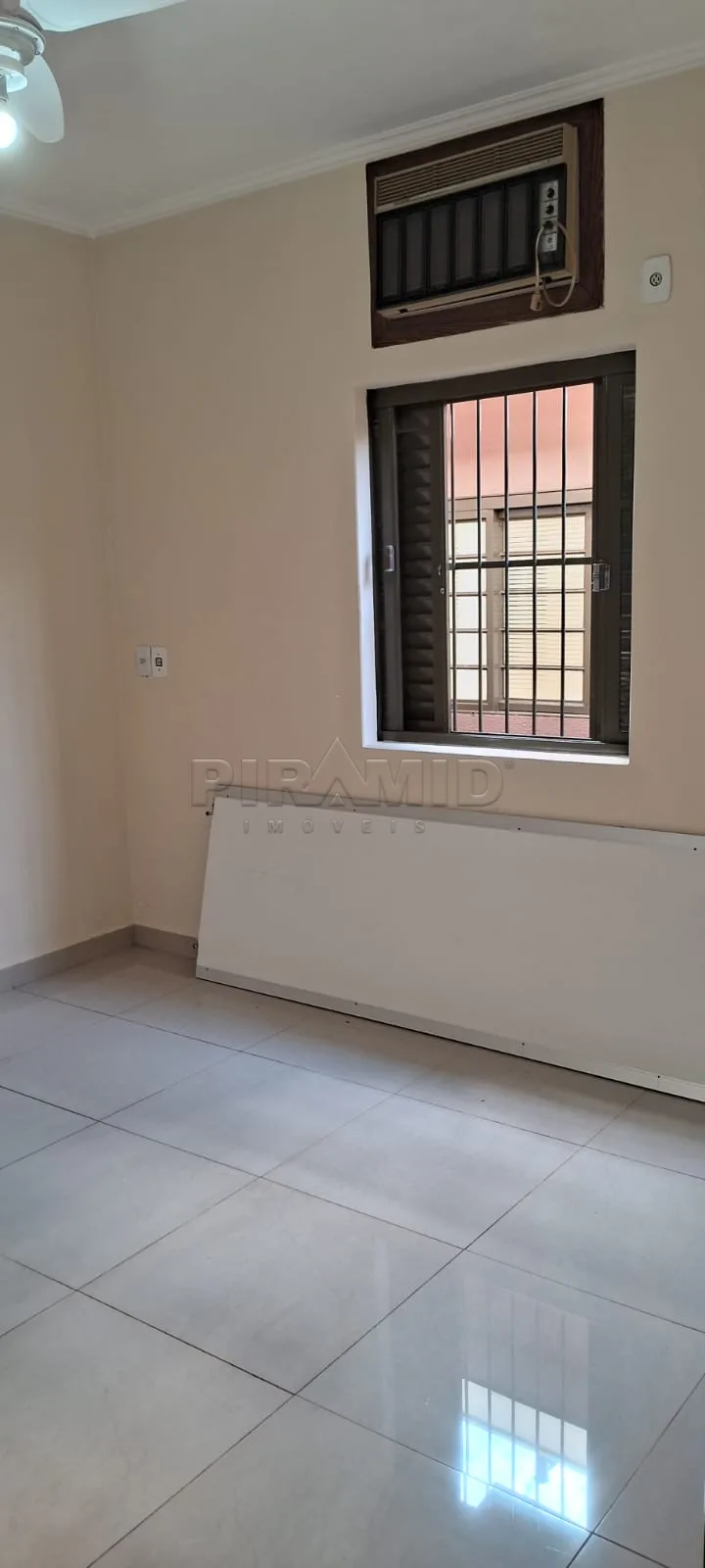 Comprar Casa / Padr&atilde;o em Ribeir&atilde;o Preto R$ 357.000,00 - Foto 15
