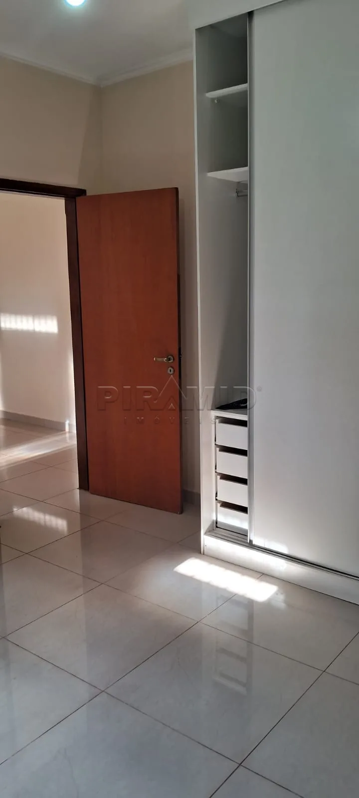 Comprar Casa / Padr&atilde;o em Ribeir&atilde;o Preto R$ 357.000,00 - Foto 17