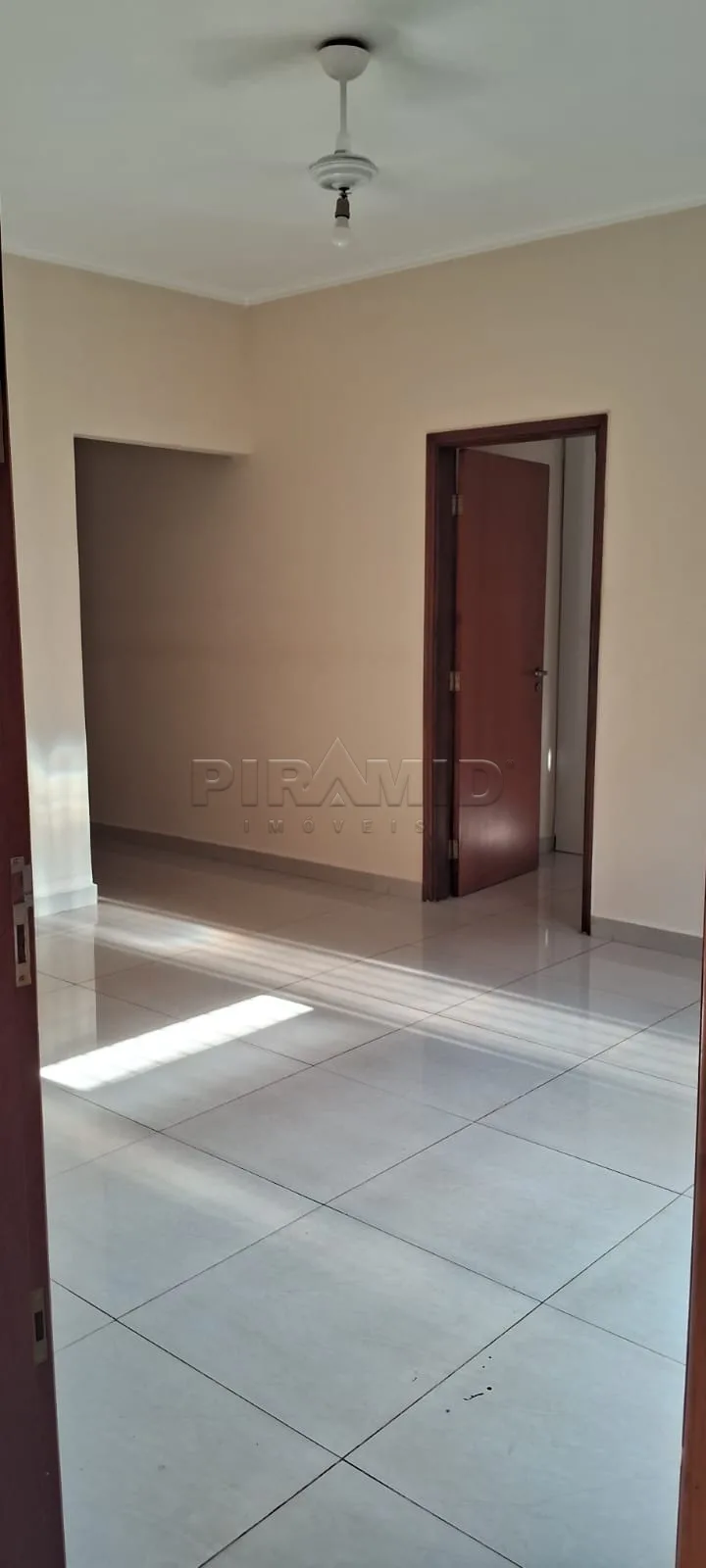 Comprar Casa / Padr&atilde;o em Ribeir&atilde;o Preto R$ 357.000,00 - Foto 18