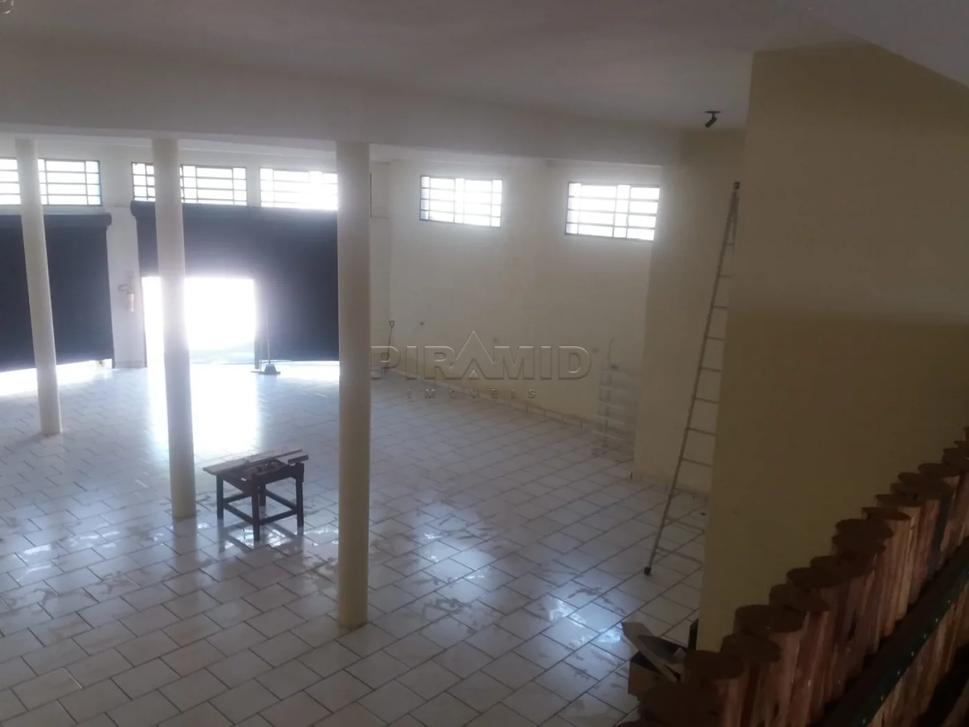 Alugar Comercial / Sal&atilde;o em Ribeir&atilde;o Preto R$ 8.000,00 - Foto 4