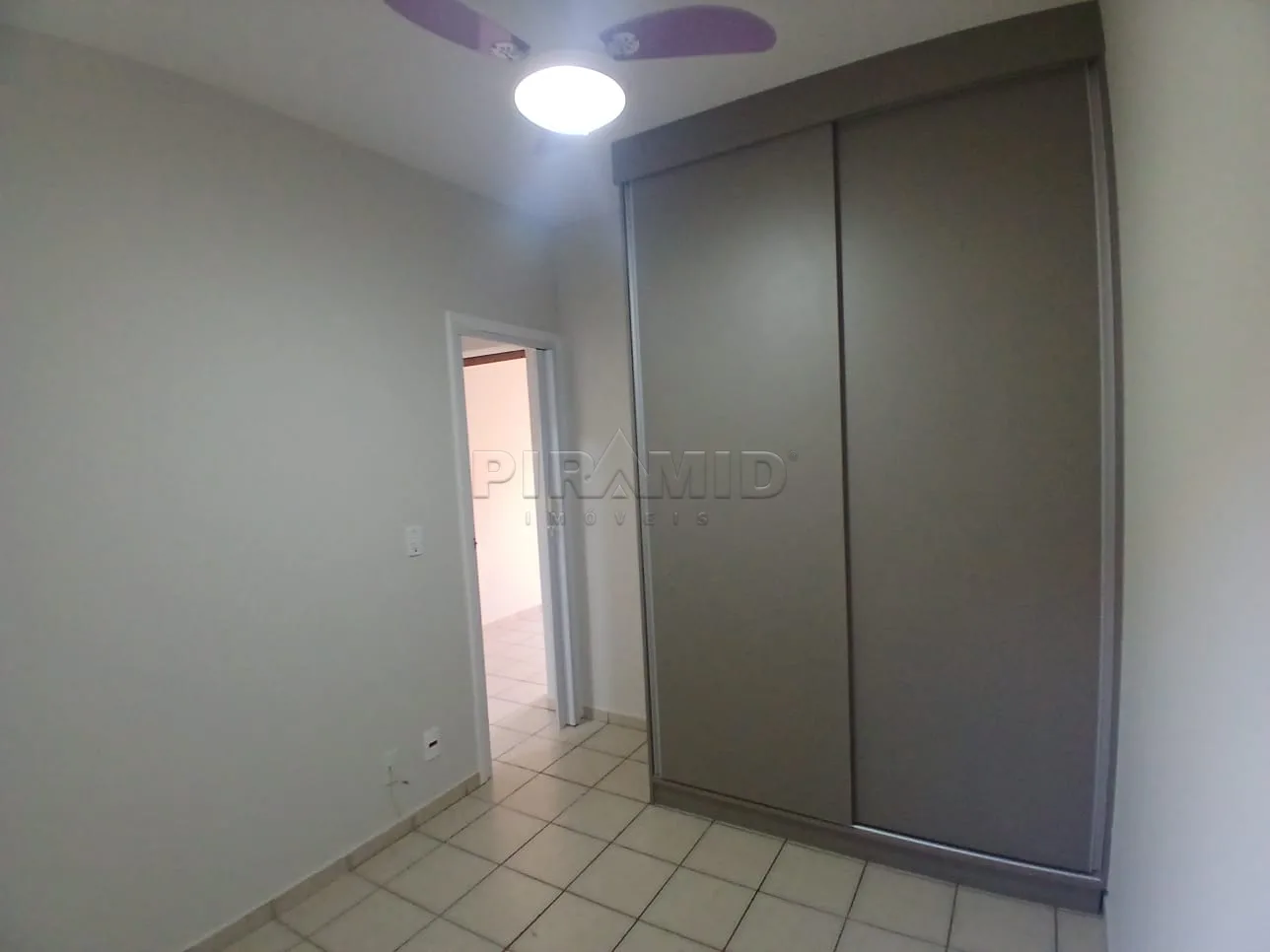 Alugar Casa / Condom&iacute;nio em Ribeir&atilde;o Preto R$ 4.500,00 - Foto 4