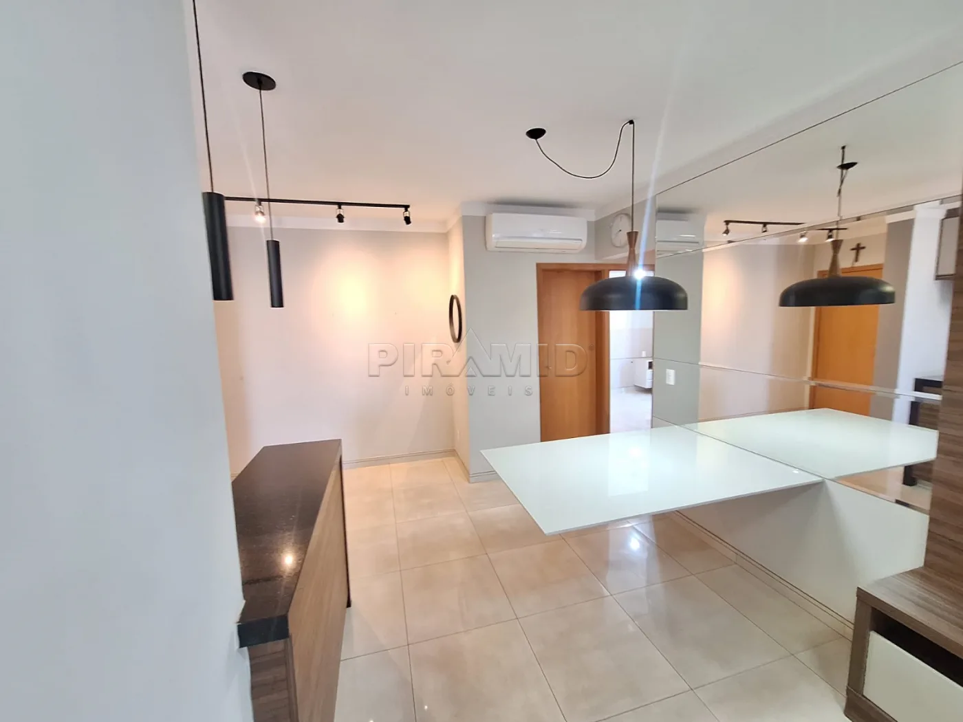 Alugar Apartamento / Padr&atilde;o em Ribeir&atilde;o Preto R$ 3.200,00 - Foto 3