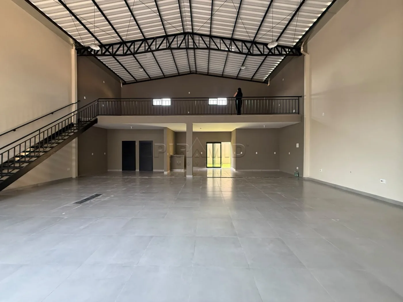 Alugar Comercial / Sal&atilde;o em Ribeir&atilde;o Preto R$ 6.990,00 - Foto 1