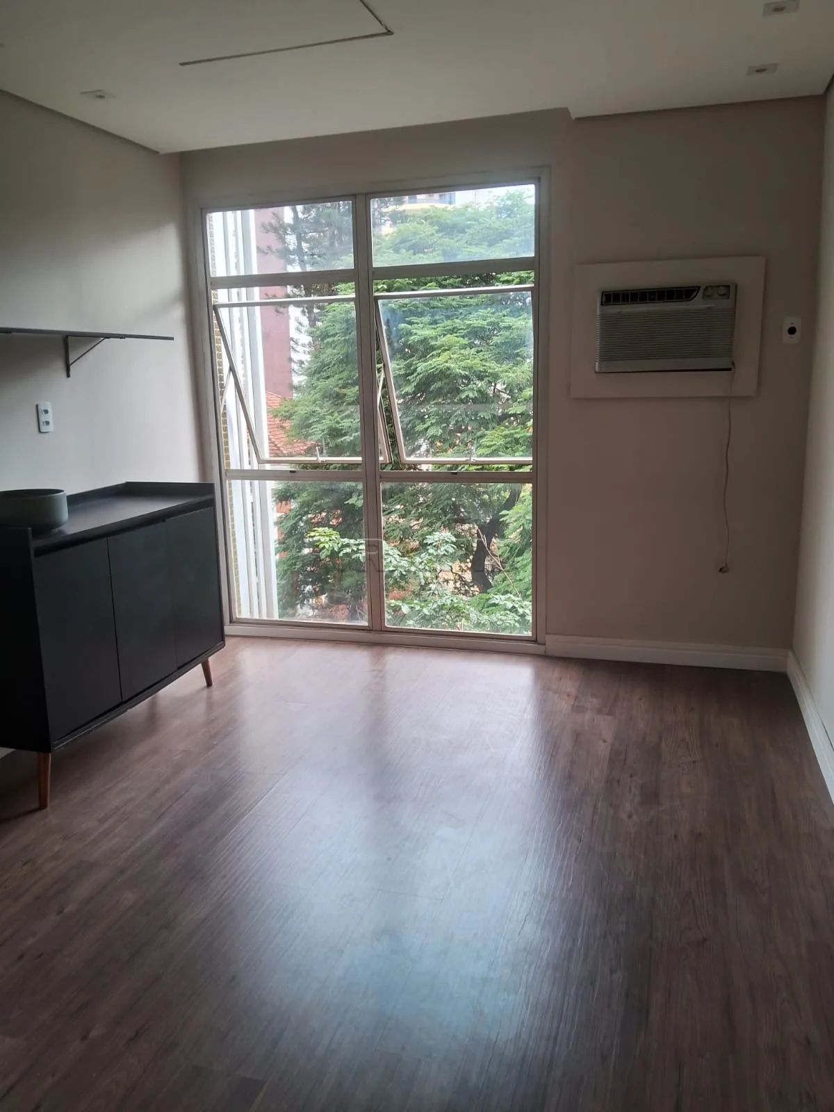 Comprar Comercial / Sala em Ribeir&atilde;o Preto R$ 90.000,00 - Foto 1