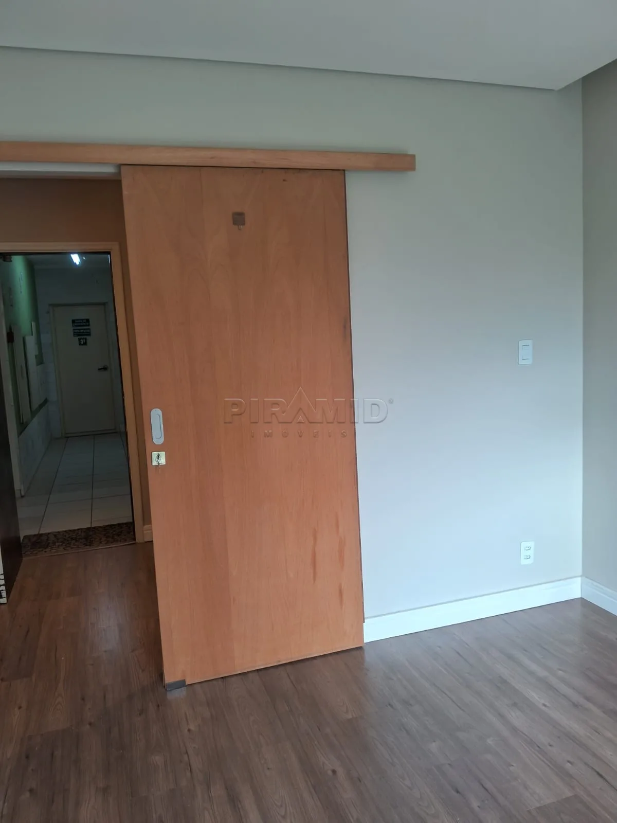 Comprar Comercial / Sala em Ribeir&atilde;o Preto R$ 90.000,00 - Foto 2