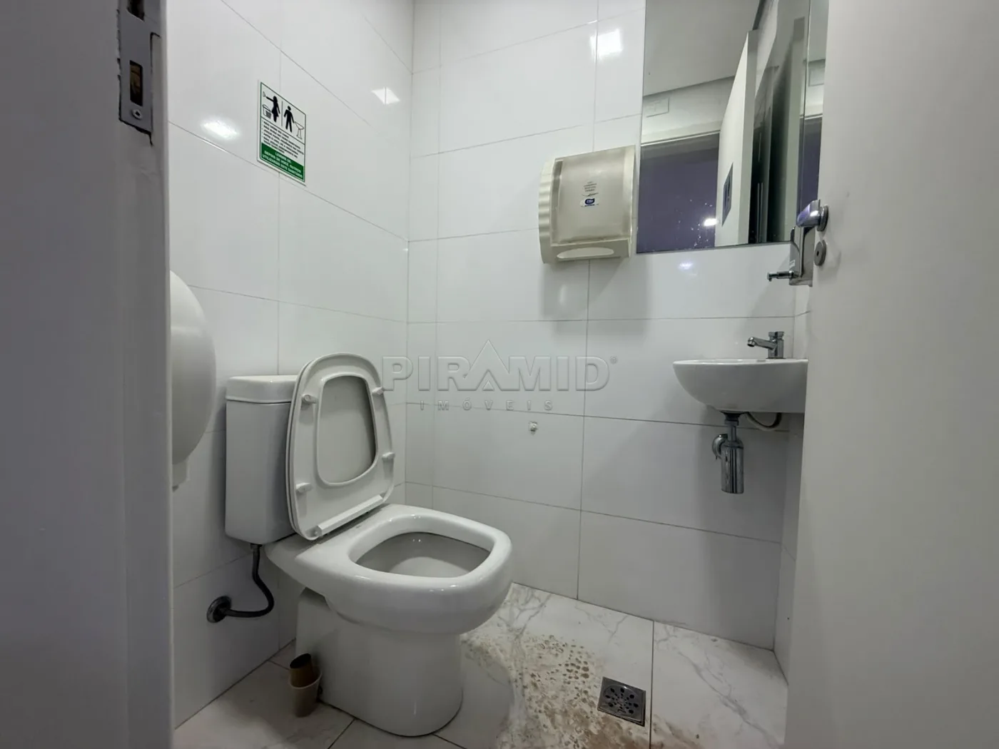 Alugar Comercial / Sal&atilde;o em Ribeir&atilde;o Preto R$ 2.500,00 - Foto 3