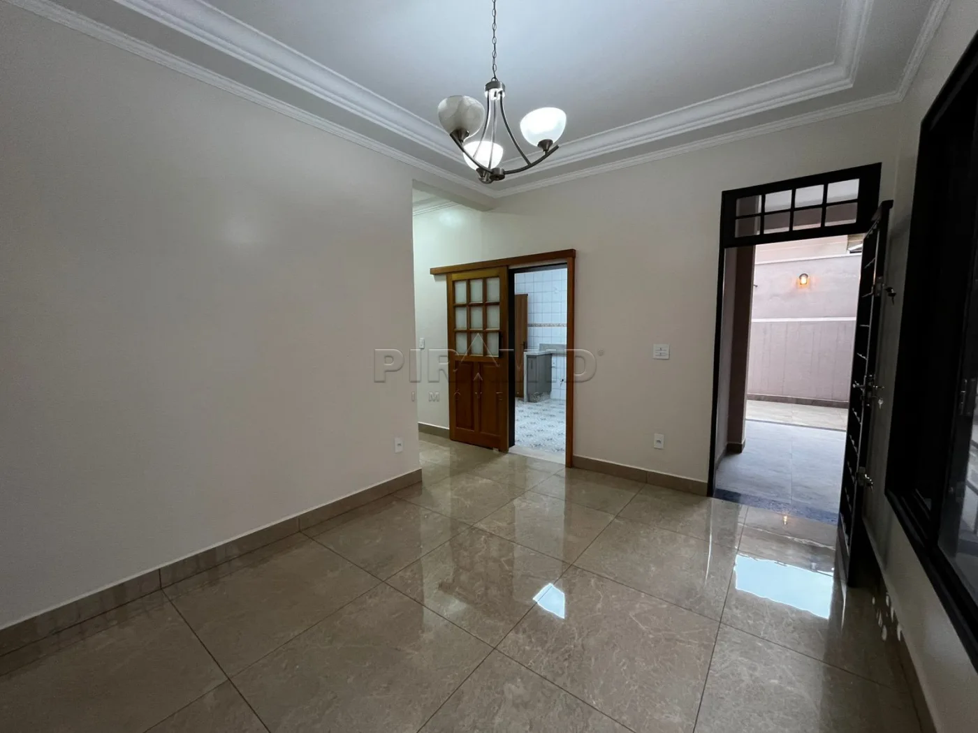 Alugar Casa / Padr&atilde;o em Ribeir&atilde;o Preto R$ 6.500,00 - Foto 4