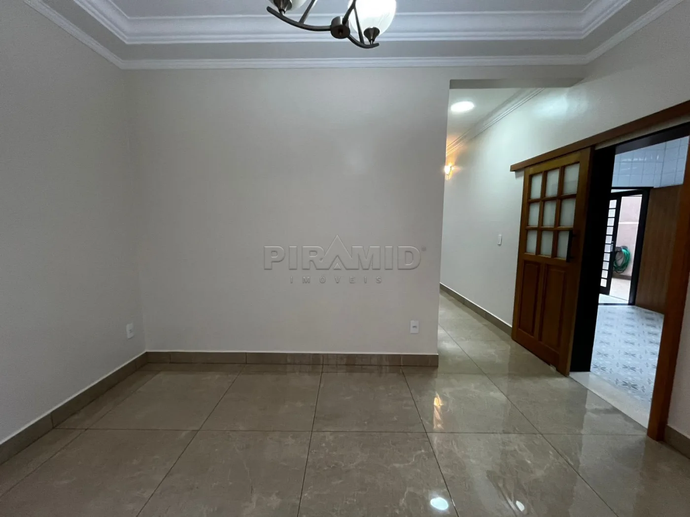 Alugar Casa / Padr&atilde;o em Ribeir&atilde;o Preto R$ 6.500,00 - Foto 8