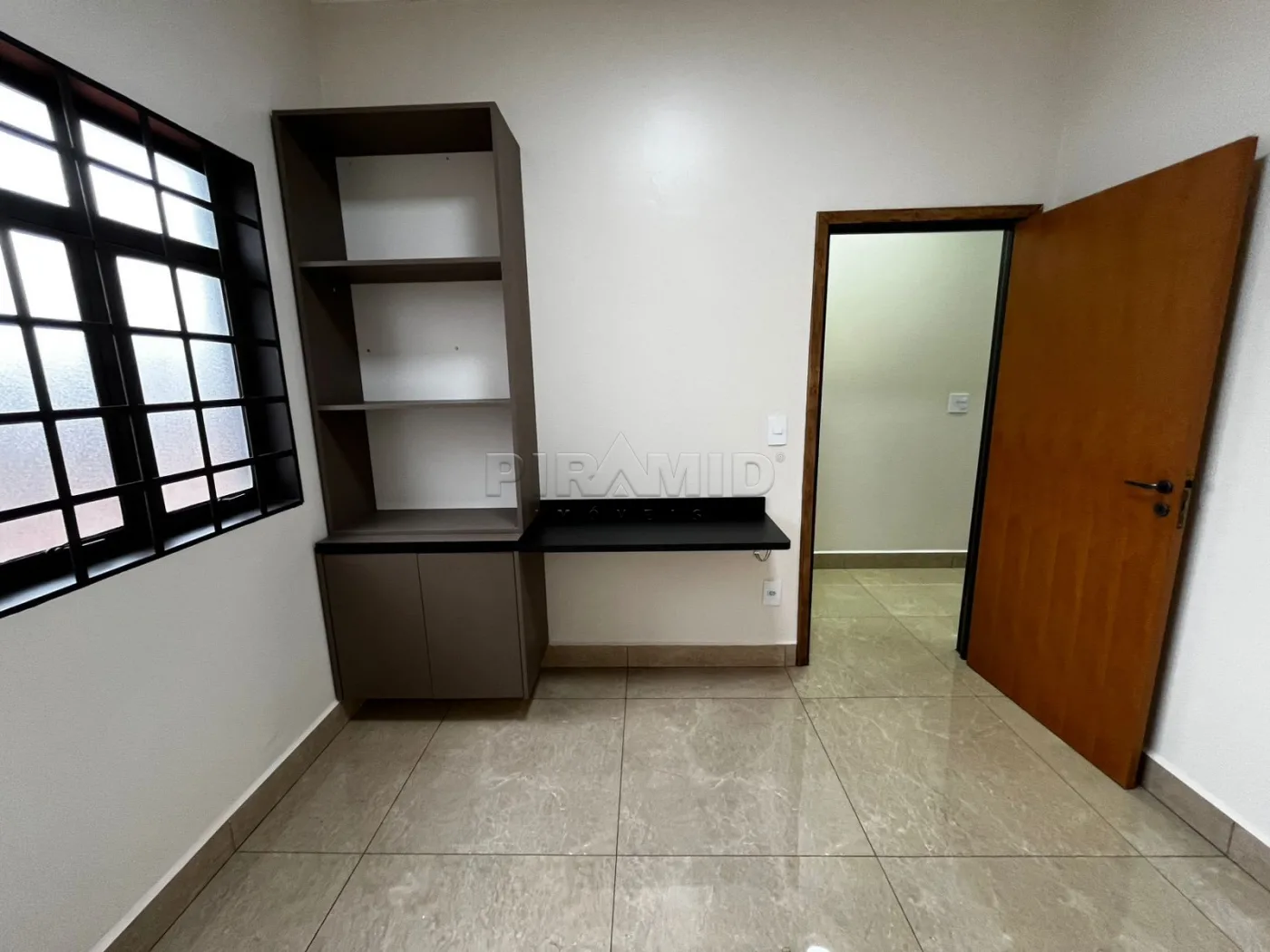 Alugar Casa / Padr&atilde;o em Ribeir&atilde;o Preto R$ 6.500,00 - Foto 9