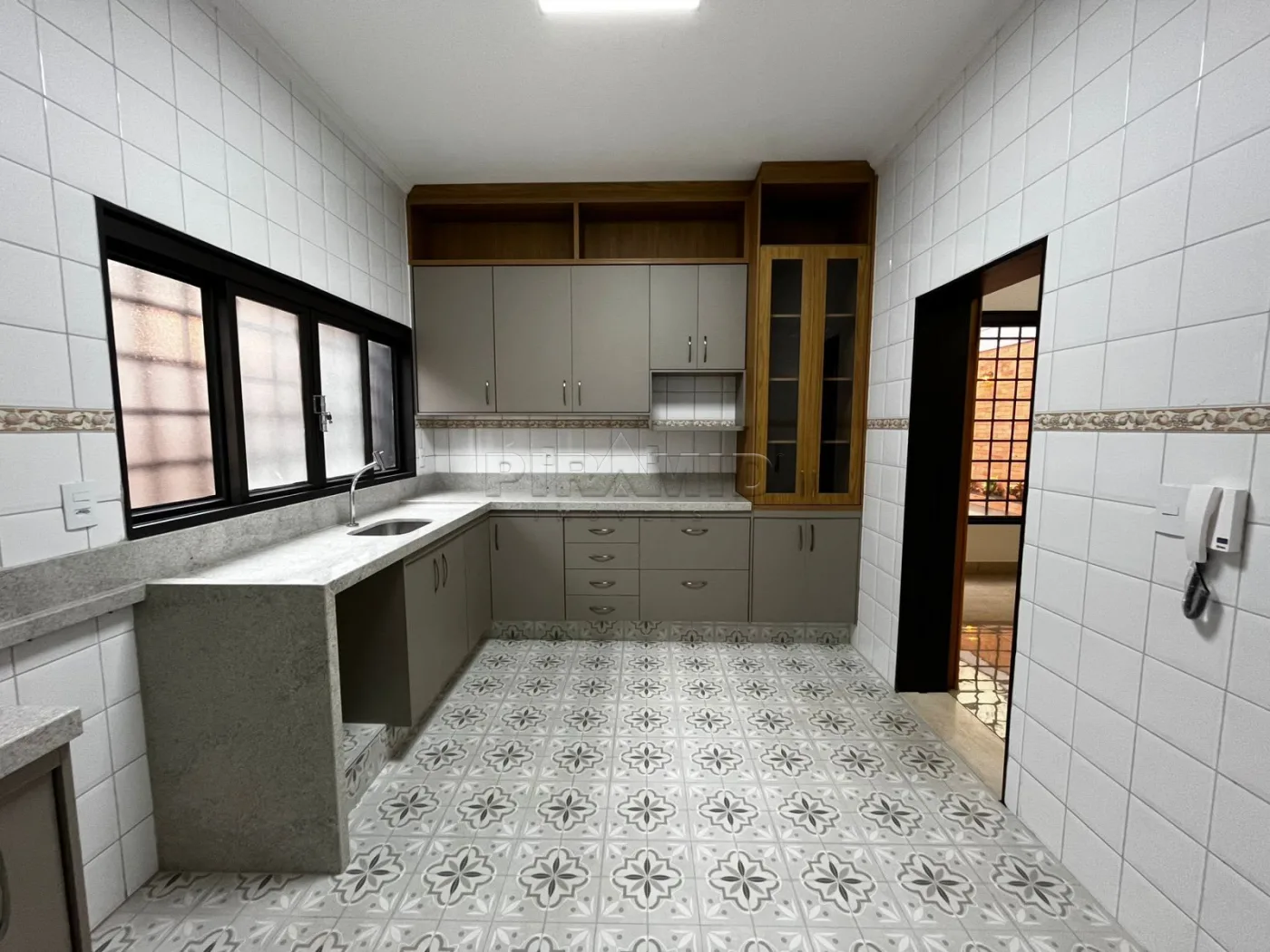 Alugar Casa / Padr&atilde;o em Ribeir&atilde;o Preto R$ 6.500,00 - Foto 30