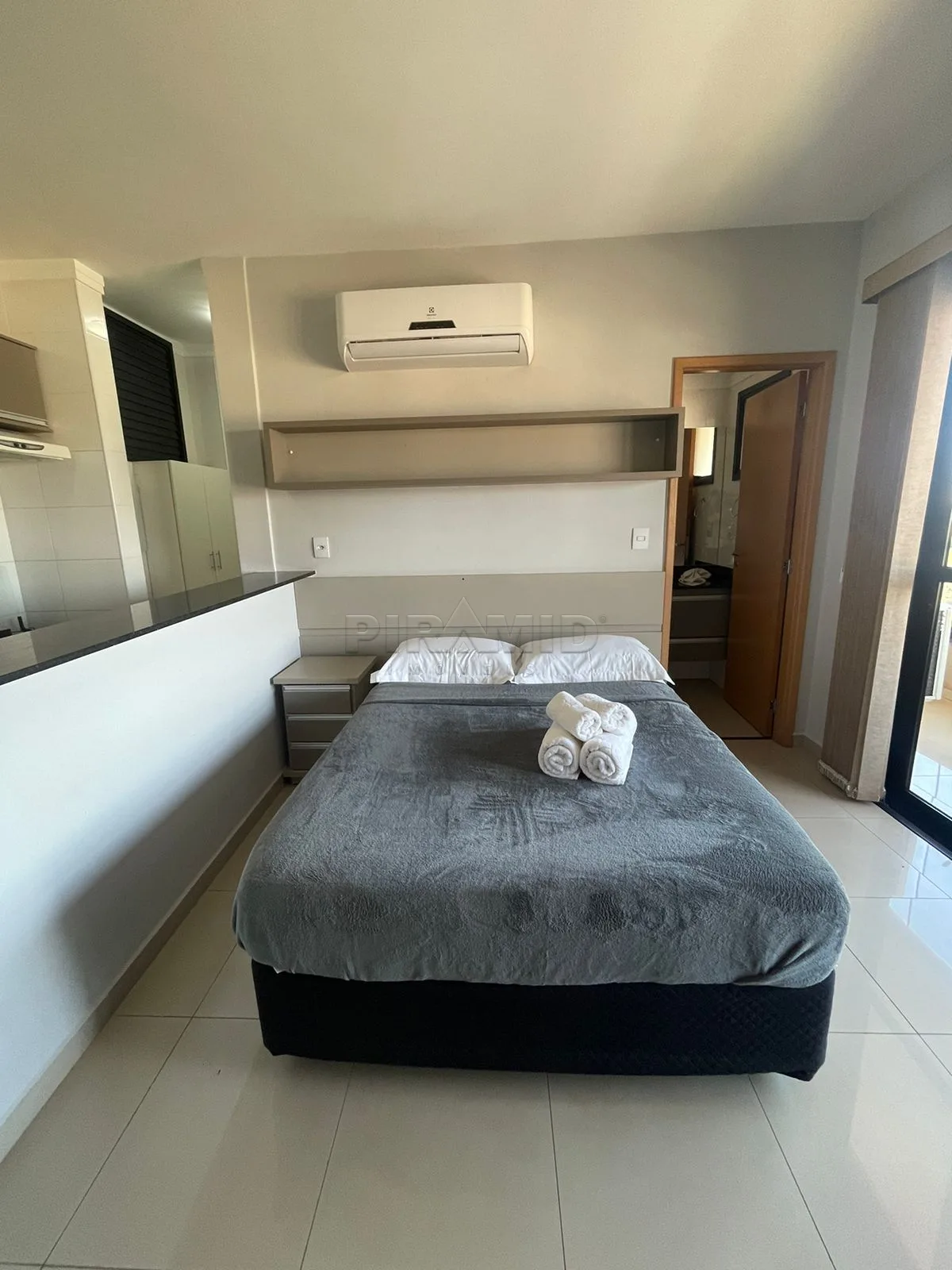 Alugar Apartamento / Padr&atilde;o em Ribeir&atilde;o Preto R$ 1.850,00 - Foto 7
