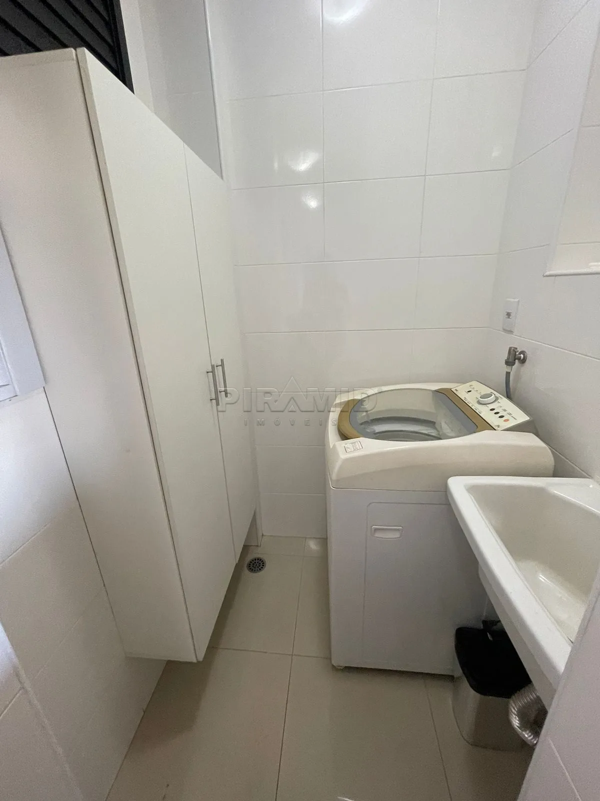 Alugar Apartamento / Padr&atilde;o em Ribeir&atilde;o Preto R$ 1.850,00 - Foto 15