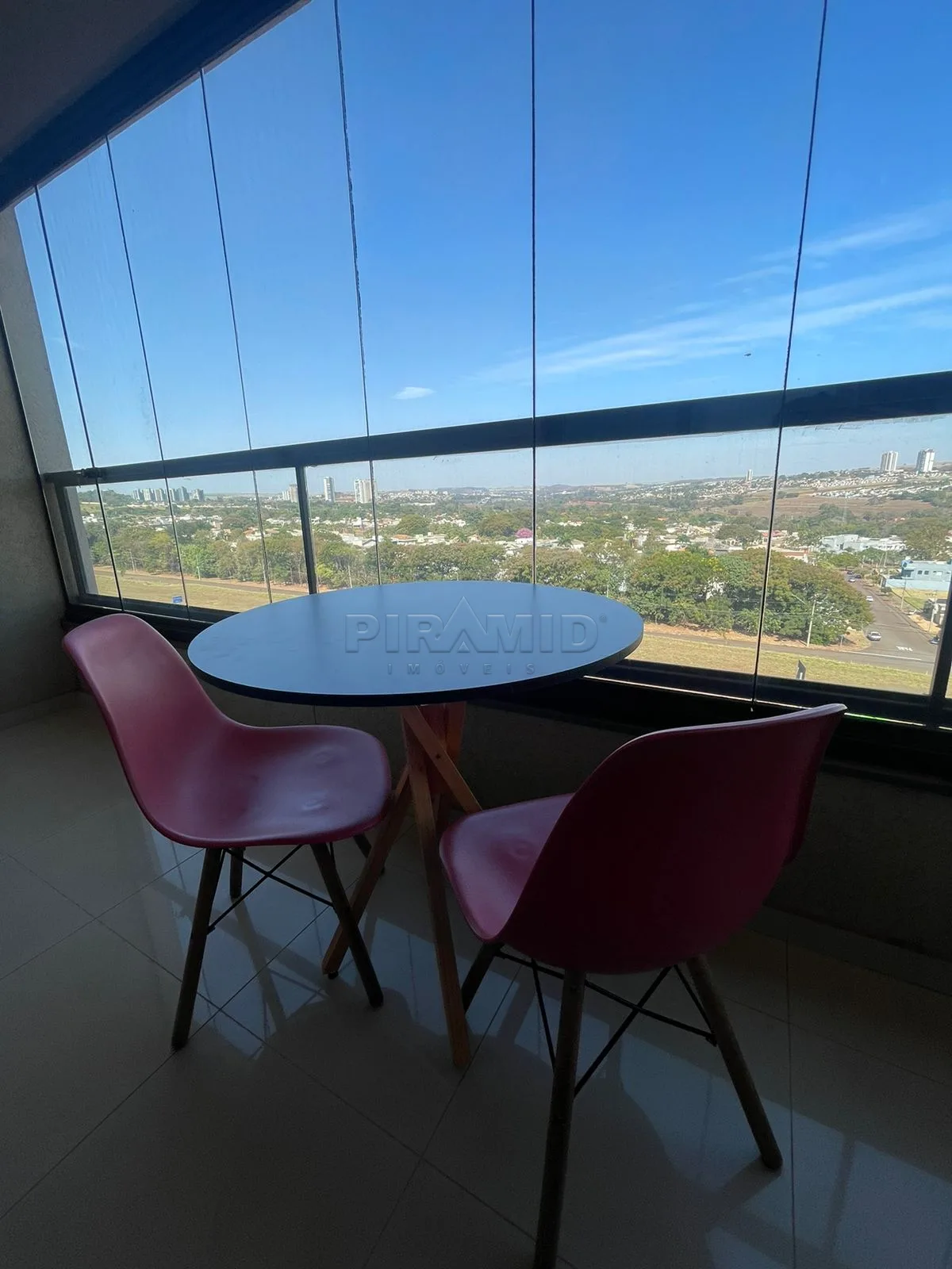 Alugar Apartamento / Padr&atilde;o em Ribeir&atilde;o Preto R$ 1.850,00 - Foto 3