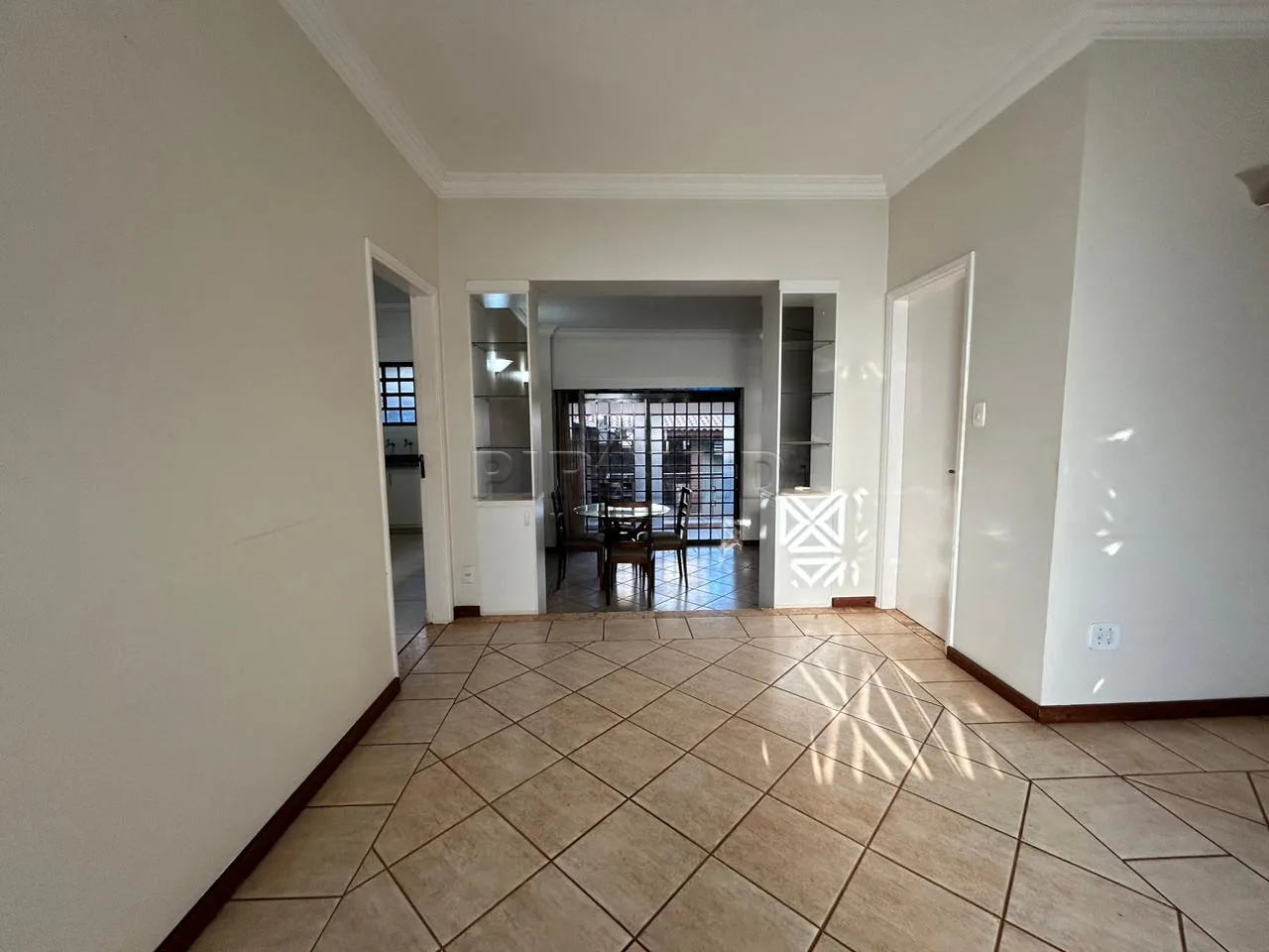 Comprar Casa / Padr&atilde;o em Ribeir&atilde;o Preto R$ 780.000,00 - Foto 4