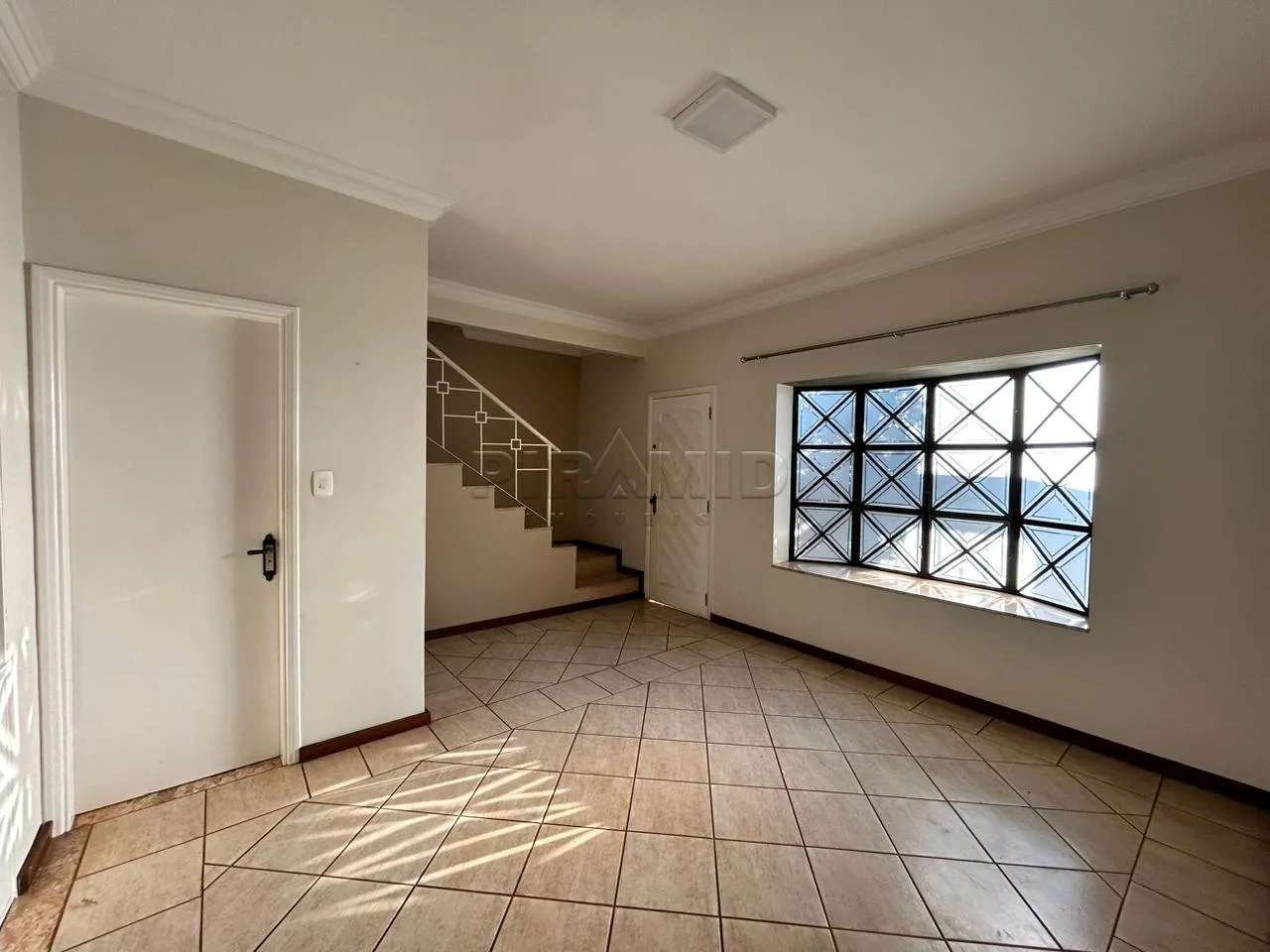 Comprar Casa / Padr&atilde;o em Ribeir&atilde;o Preto R$ 780.000,00 - Foto 2