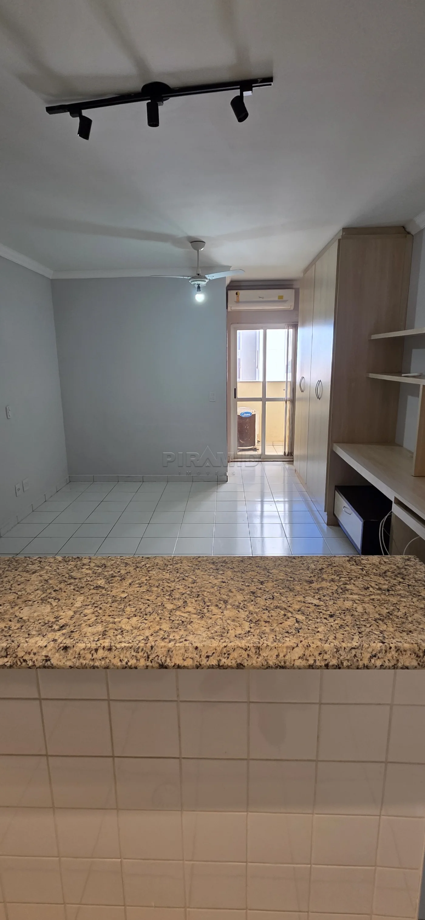 Alugar Apartamento / Kitchnet em Ribeir&atilde;o Preto R$ 1.500,00 - Foto 3