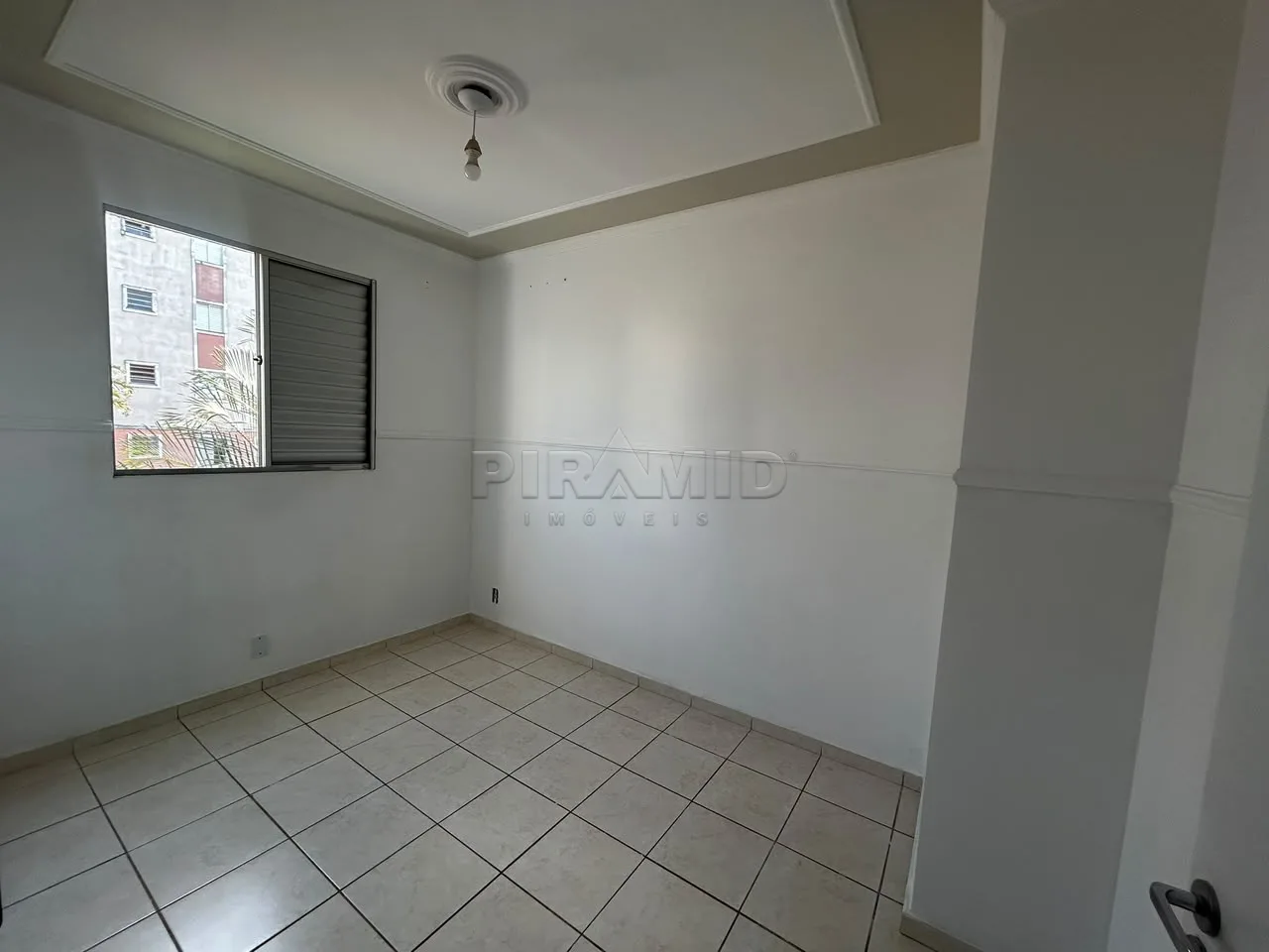 Comprar Apartamento / Padr&atilde;o em Ribeir&atilde;o Preto R$ 175.000,00 - Foto 2