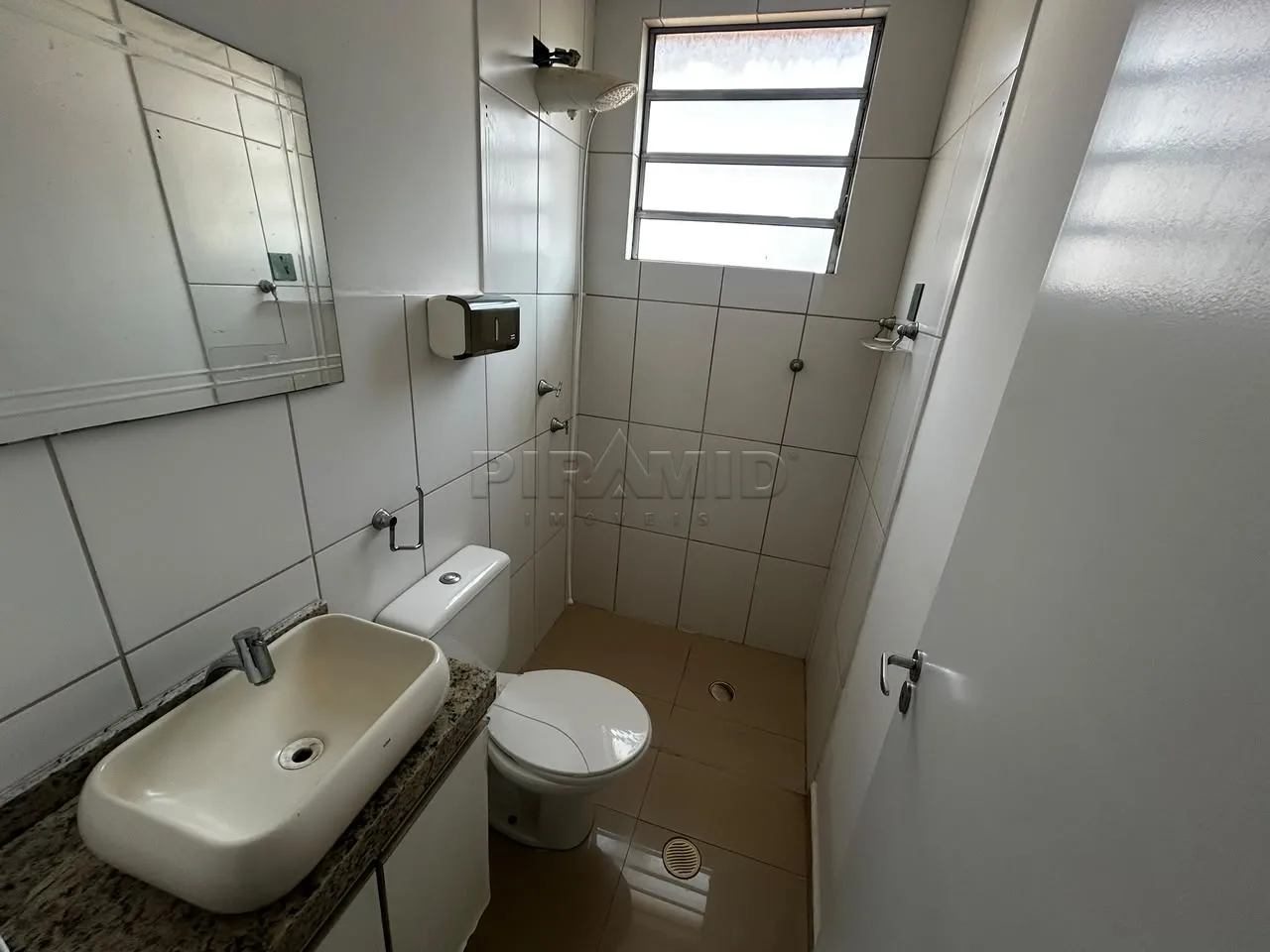 Comprar Apartamento / Padr&atilde;o em Ribeir&atilde;o Preto R$ 175.000,00 - Foto 4