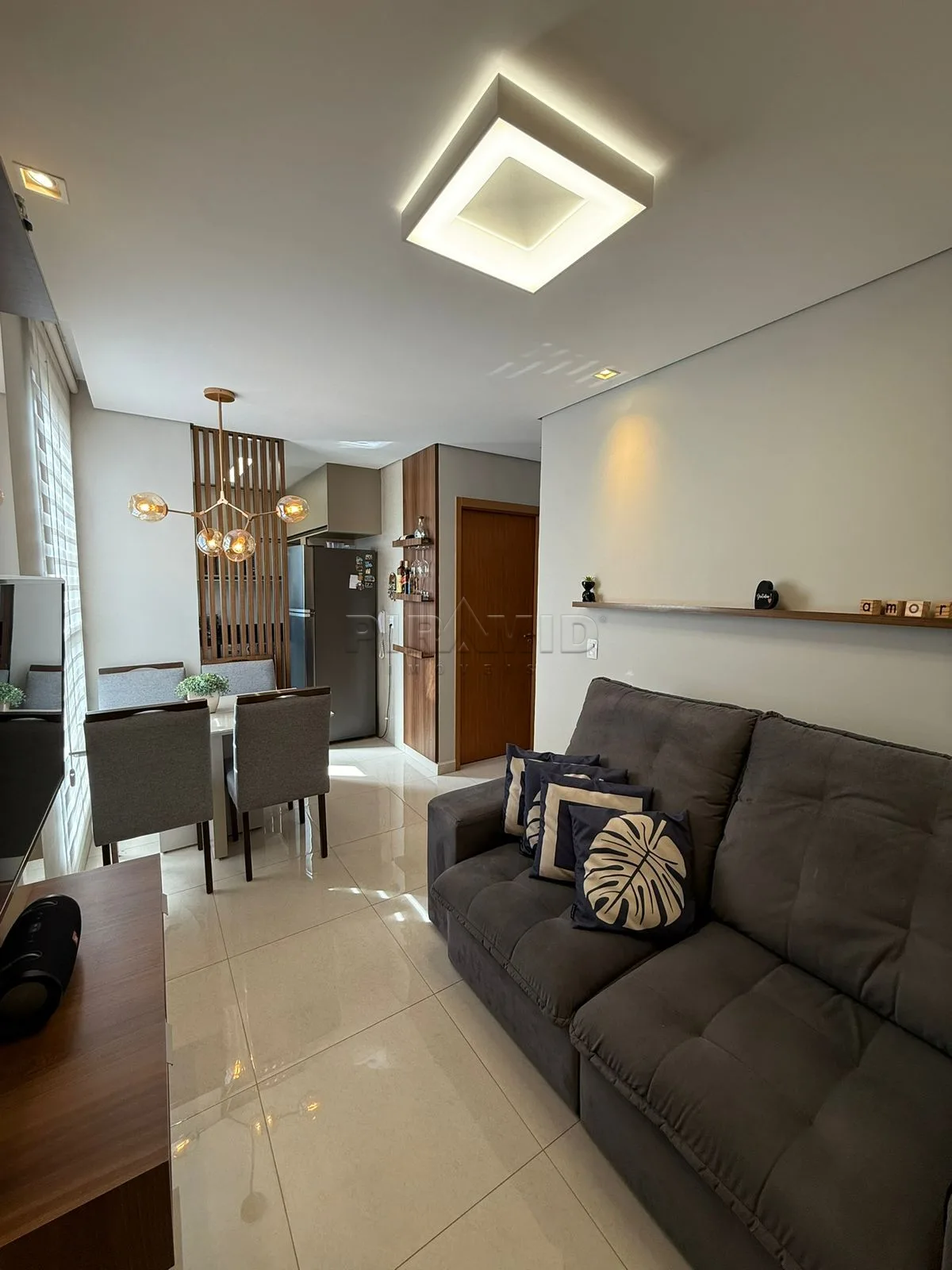 Comprar Apartamento / Padr&atilde;o em Ribeir&atilde;o Preto R$ 270.000,00 - Foto 1
