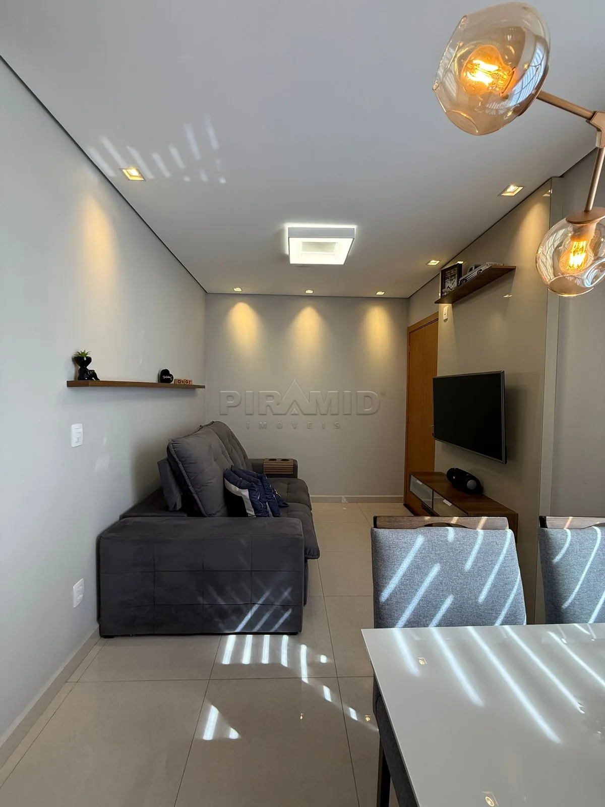 Comprar Apartamento / Padr&atilde;o em Ribeir&atilde;o Preto R$ 270.000,00 - Foto 4