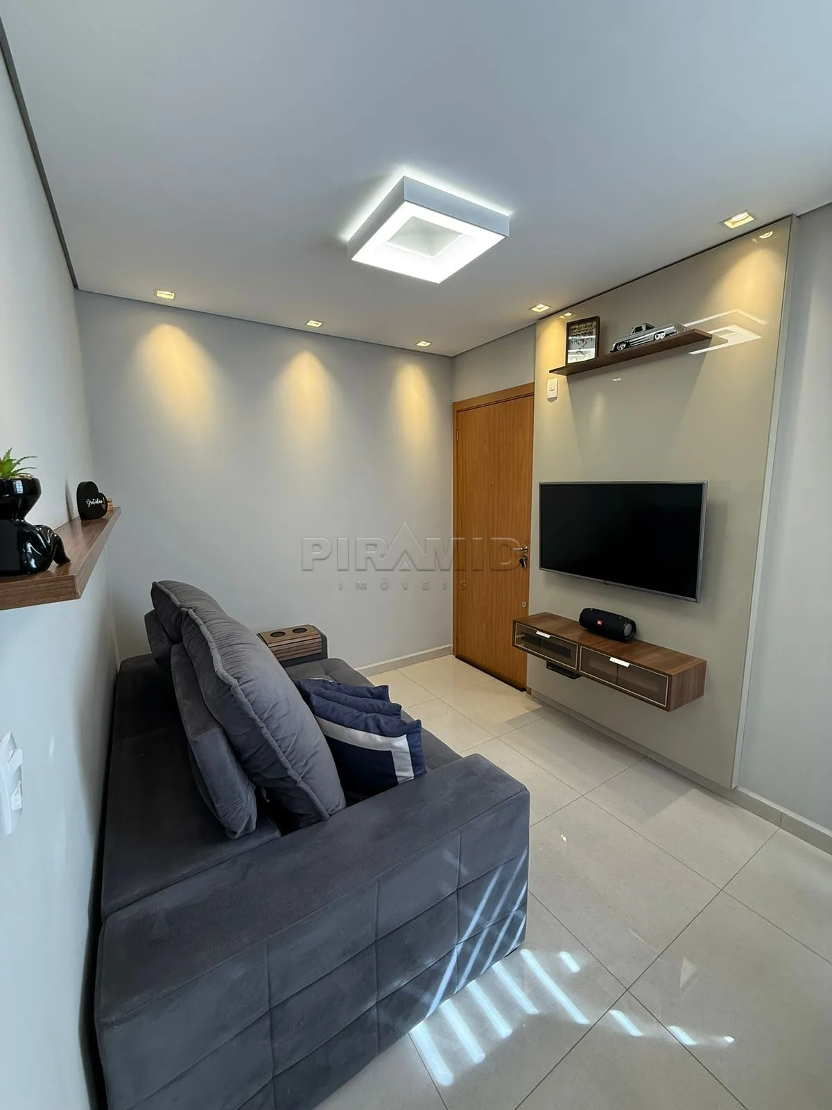 Comprar Apartamento / Padr&atilde;o em Ribeir&atilde;o Preto R$ 270.000,00 - Foto 5