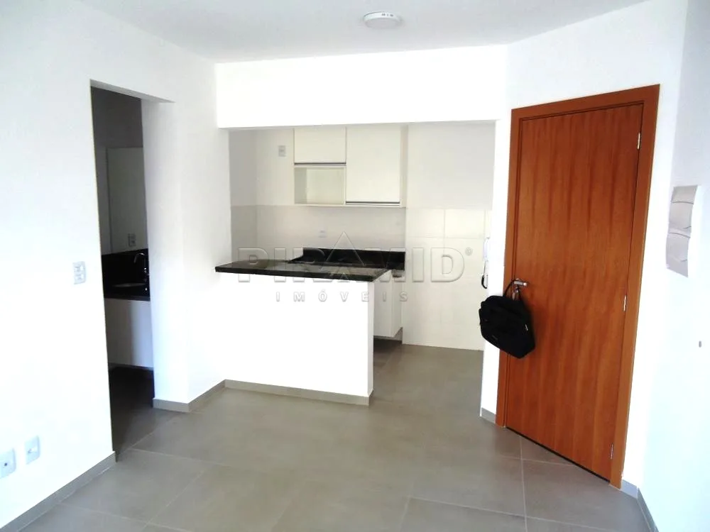 Alugar Apartamento / Padr&atilde;o em Ribeir&atilde;o Preto R$ 1.600,00 - Foto 3