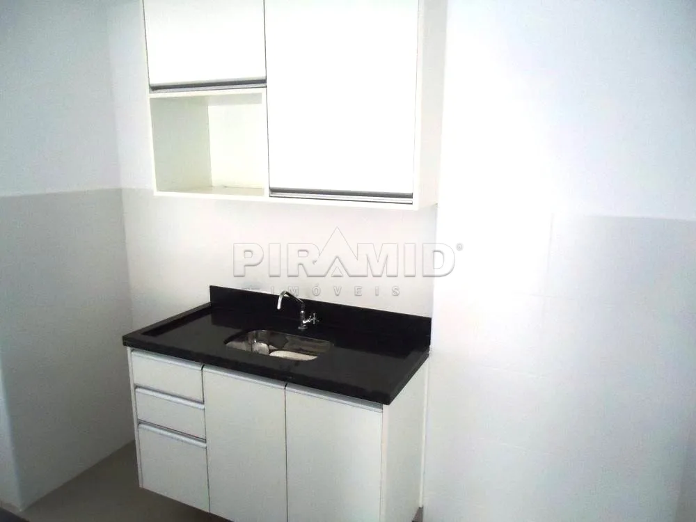 Alugar Apartamento / Padr&atilde;o em Ribeir&atilde;o Preto R$ 1.600,00 - Foto 4