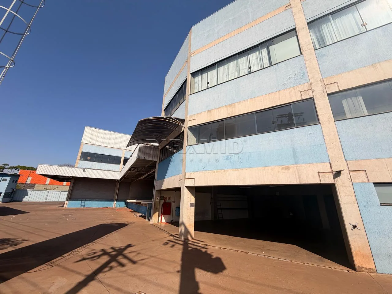 Alugar Comercial / Sal&atilde;o em Ribeir&atilde;o Preto R$ 120.000,00 - Foto 8