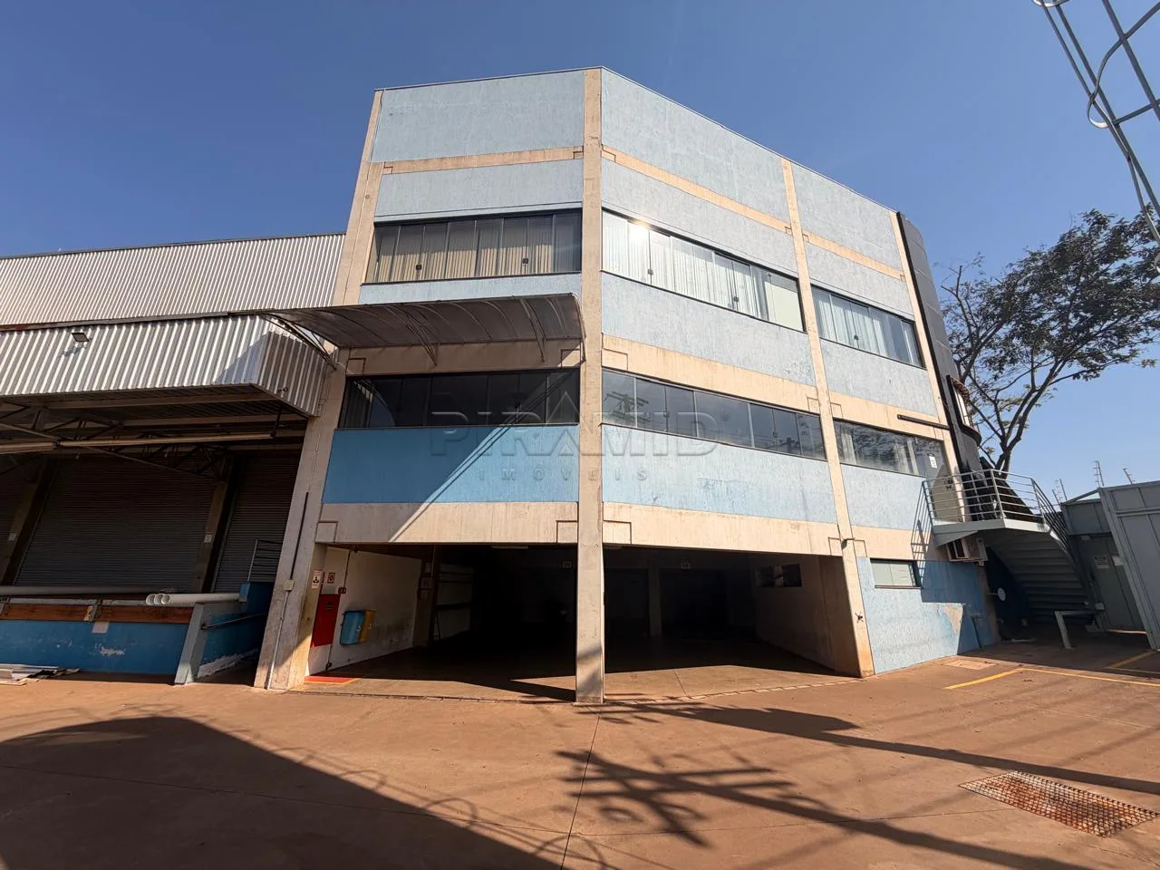 Alugar Comercial / Sal&atilde;o em Ribeir&atilde;o Preto R$ 120.000,00 - Foto 7
