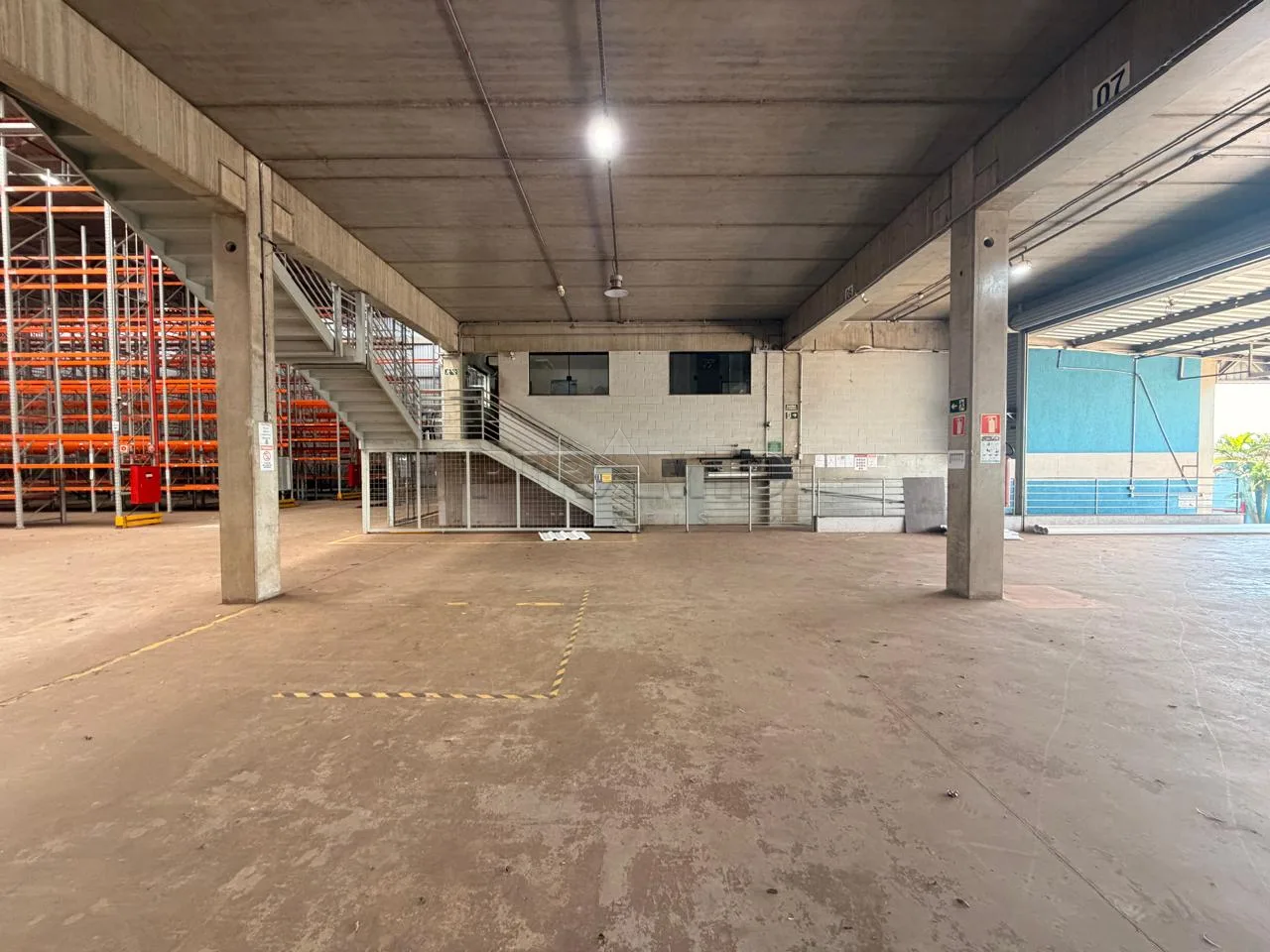 Alugar Comercial / Sal&atilde;o em Ribeir&atilde;o Preto R$ 120.000,00 - Foto 24