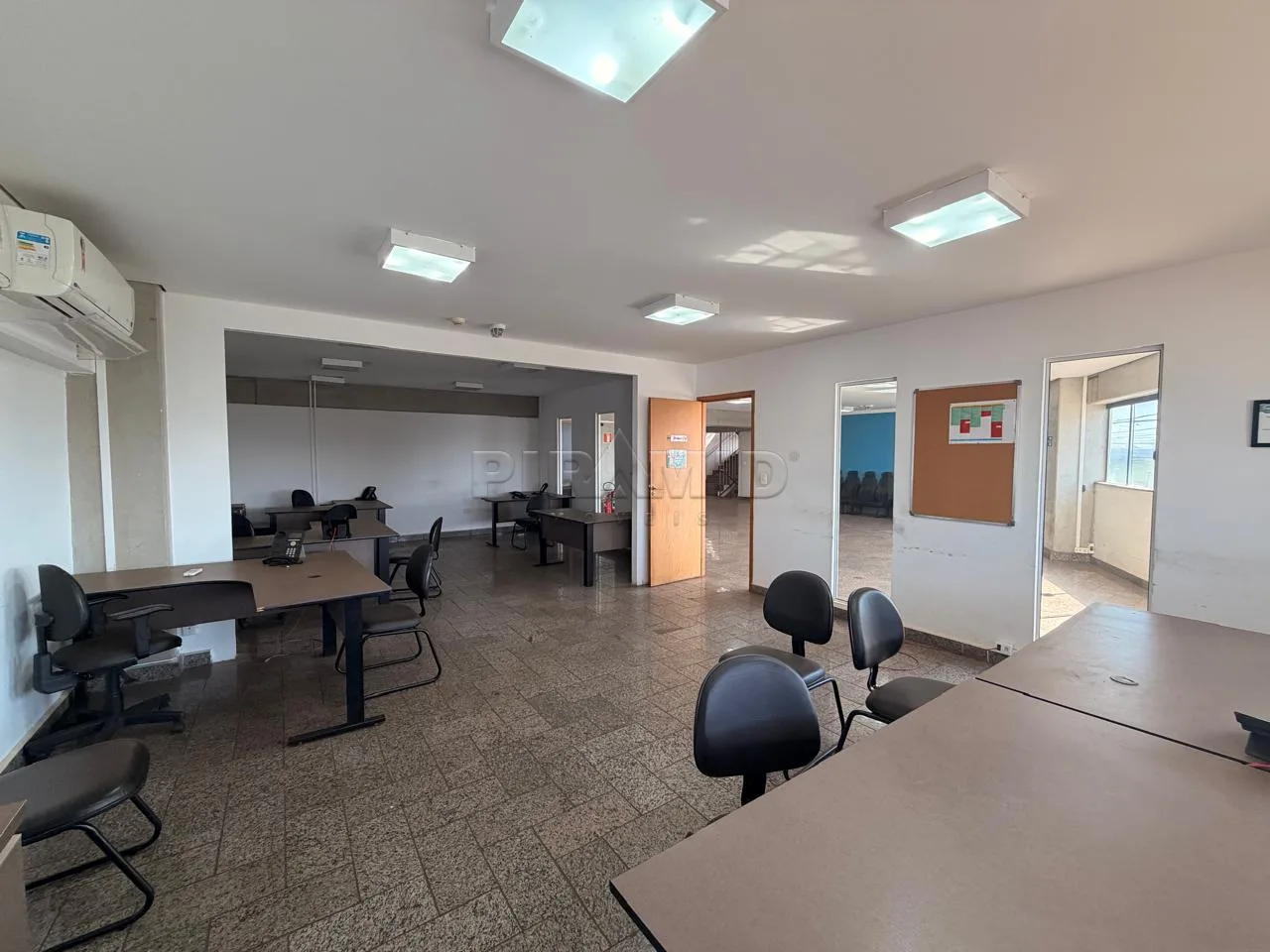 Alugar Comercial / Sal&atilde;o em Ribeir&atilde;o Preto R$ 120.000,00 - Foto 45