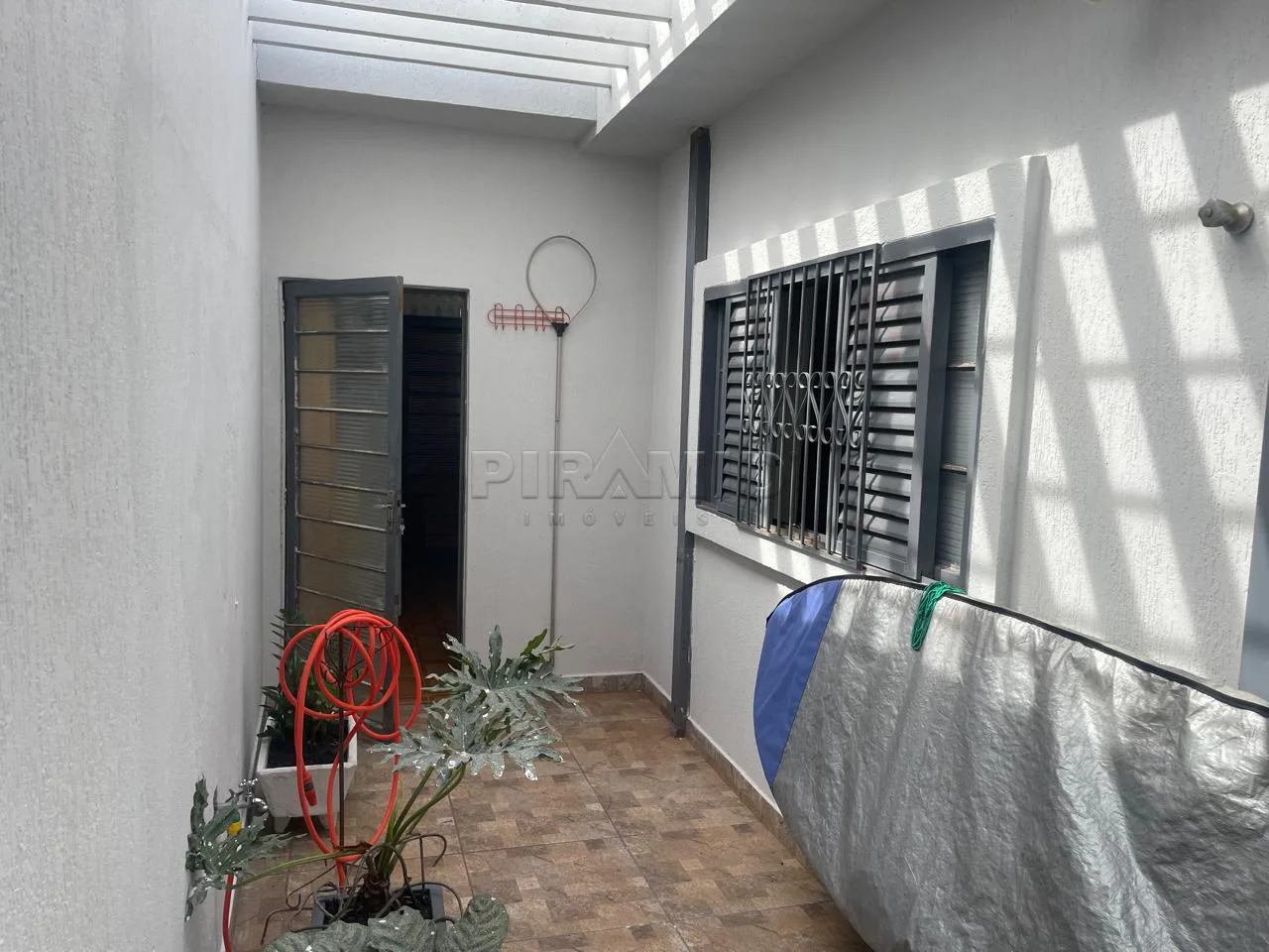Comprar Casa / Padr&atilde;o em Ribeir&atilde;o Preto R$ 380.000,00 - Foto 5