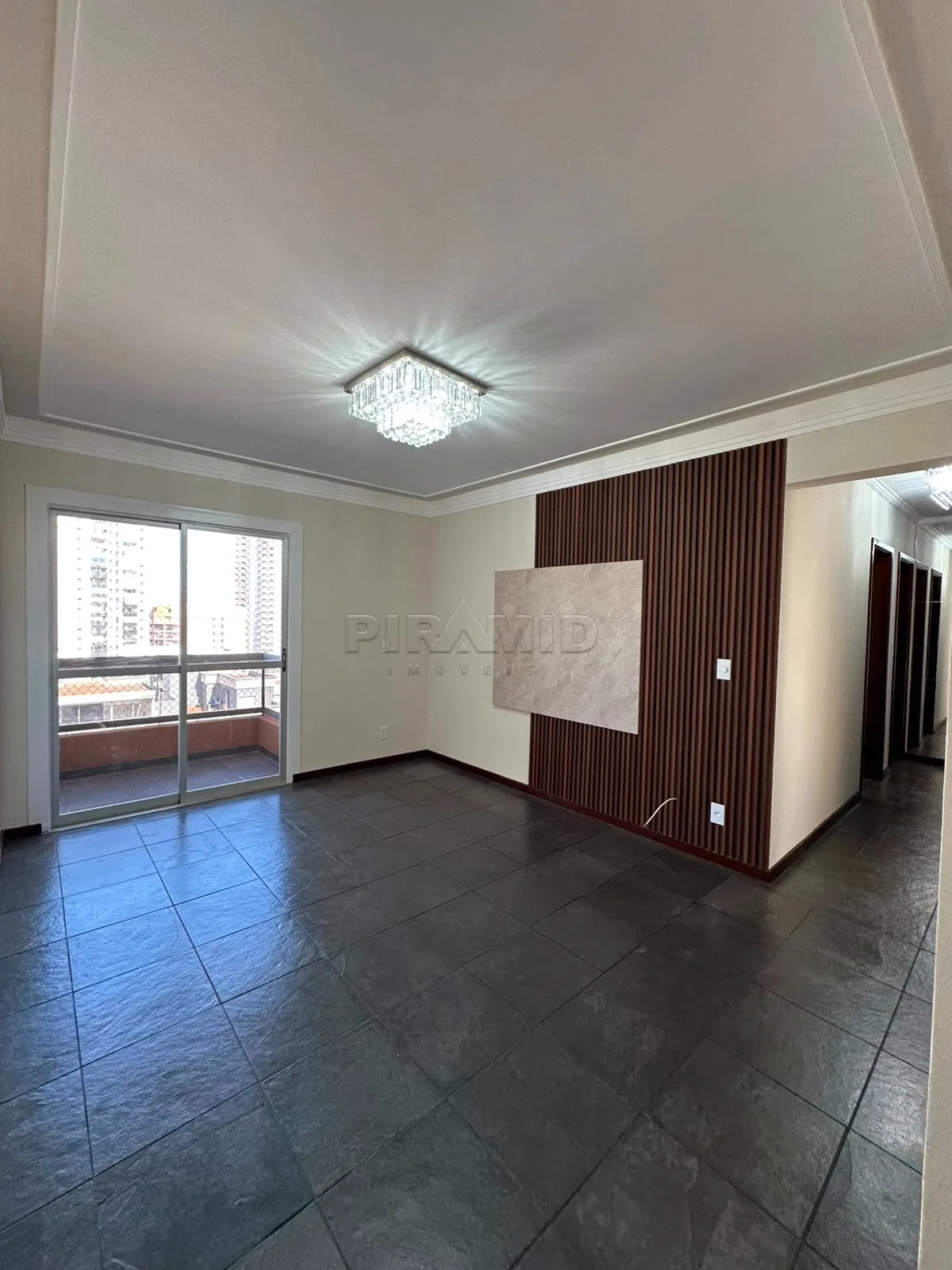 Comprar Apartamento / Padr&atilde;o em Ribeir&atilde;o Preto R$ 350.000,00 - Foto 2