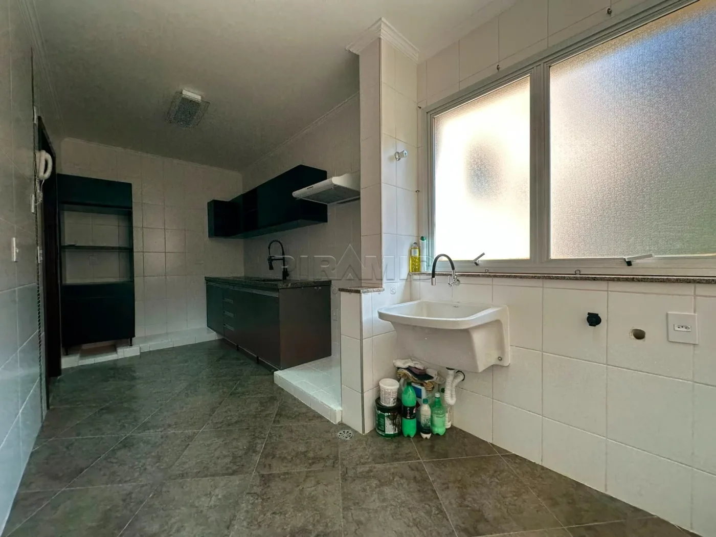 Comprar Apartamento / Padr&atilde;o em Ribeir&atilde;o Preto R$ 350.000,00 - Foto 11