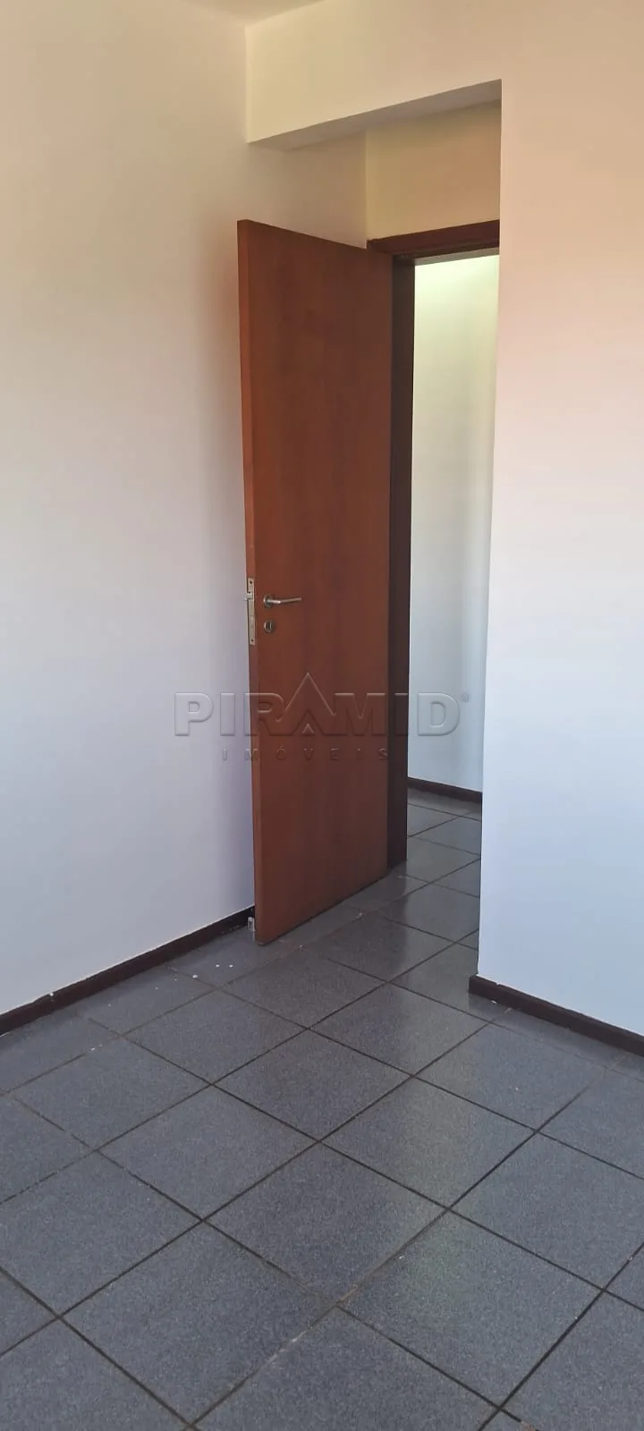 Comprar Apartamento / Padr&atilde;o em Ribeir&atilde;o Preto R$ 305.000,00 - Foto 14