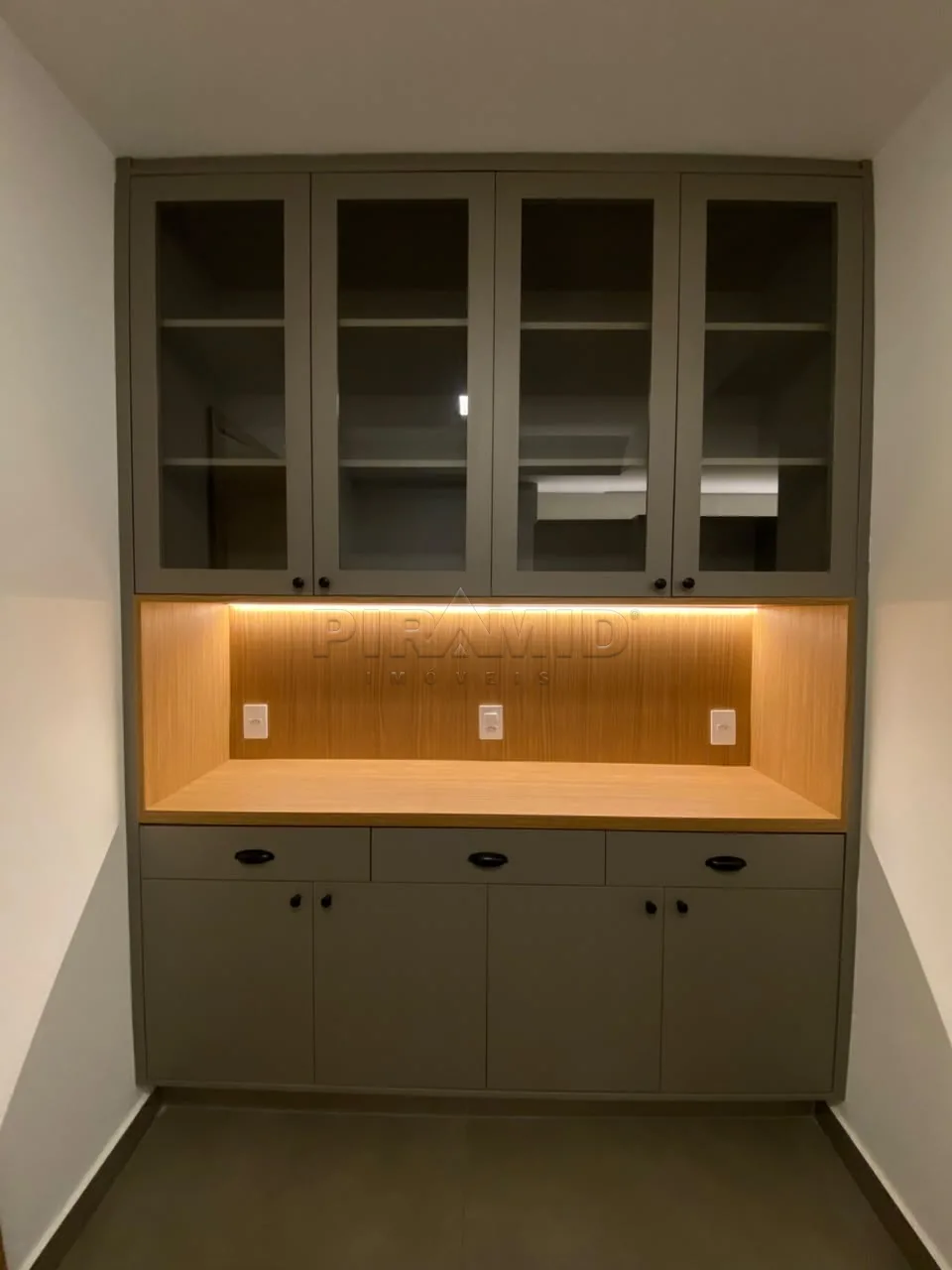 Alugar Apartamento / Padr&atilde;o em Ribeir&atilde;o Preto R$ 7.500,00 - Foto 23