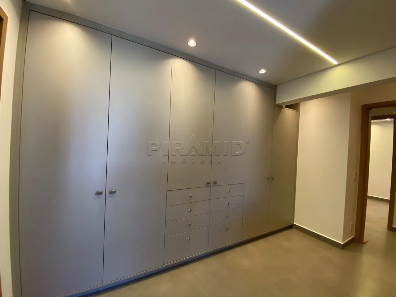 Alugar Apartamento / Padr&atilde;o em Ribeir&atilde;o Preto R$ 7.500,00 - Foto 12