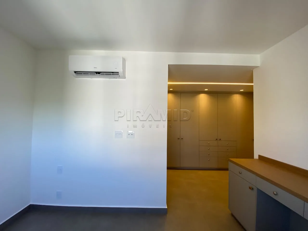 Alugar Apartamento / Padr&atilde;o em Ribeir&atilde;o Preto R$ 7.500,00 - Foto 15