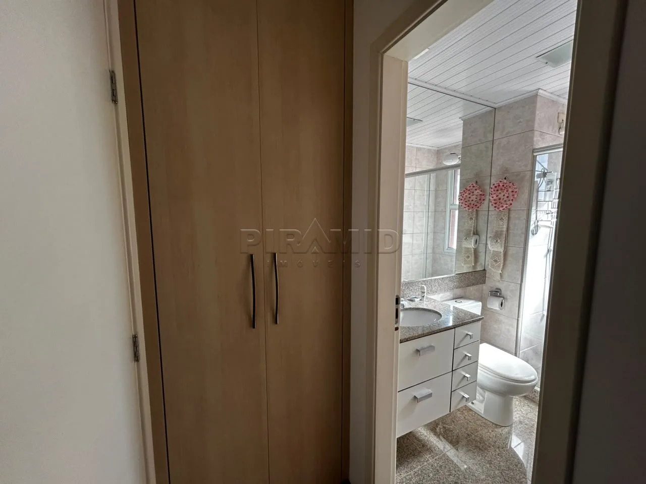 Alugar Apartamento / Padr&atilde;o em Ribeir&atilde;o Preto R$ 3.500,00 - Foto 16