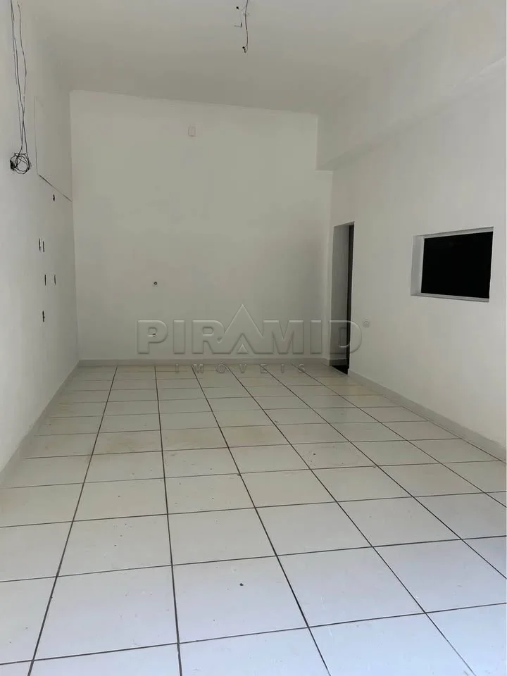 Alugar Comercial / Sal&atilde;o em Ribeir&atilde;o Preto R$ 3.000,00 - Foto 1