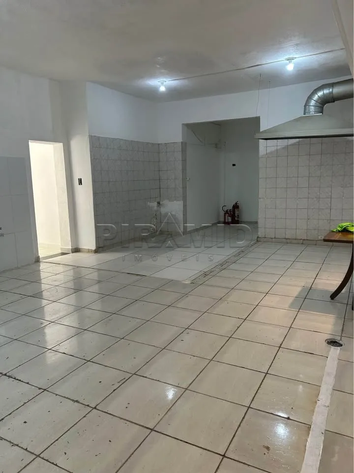 Alugar Comercial / Sal&atilde;o em Ribeir&atilde;o Preto R$ 3.000,00 - Foto 2