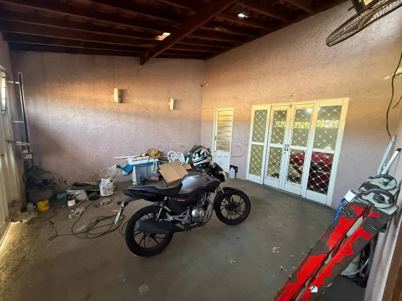 Alugar Casa / Padr&atilde;o em Ribeir&atilde;o Preto R$ 2.300,00 - Foto 1