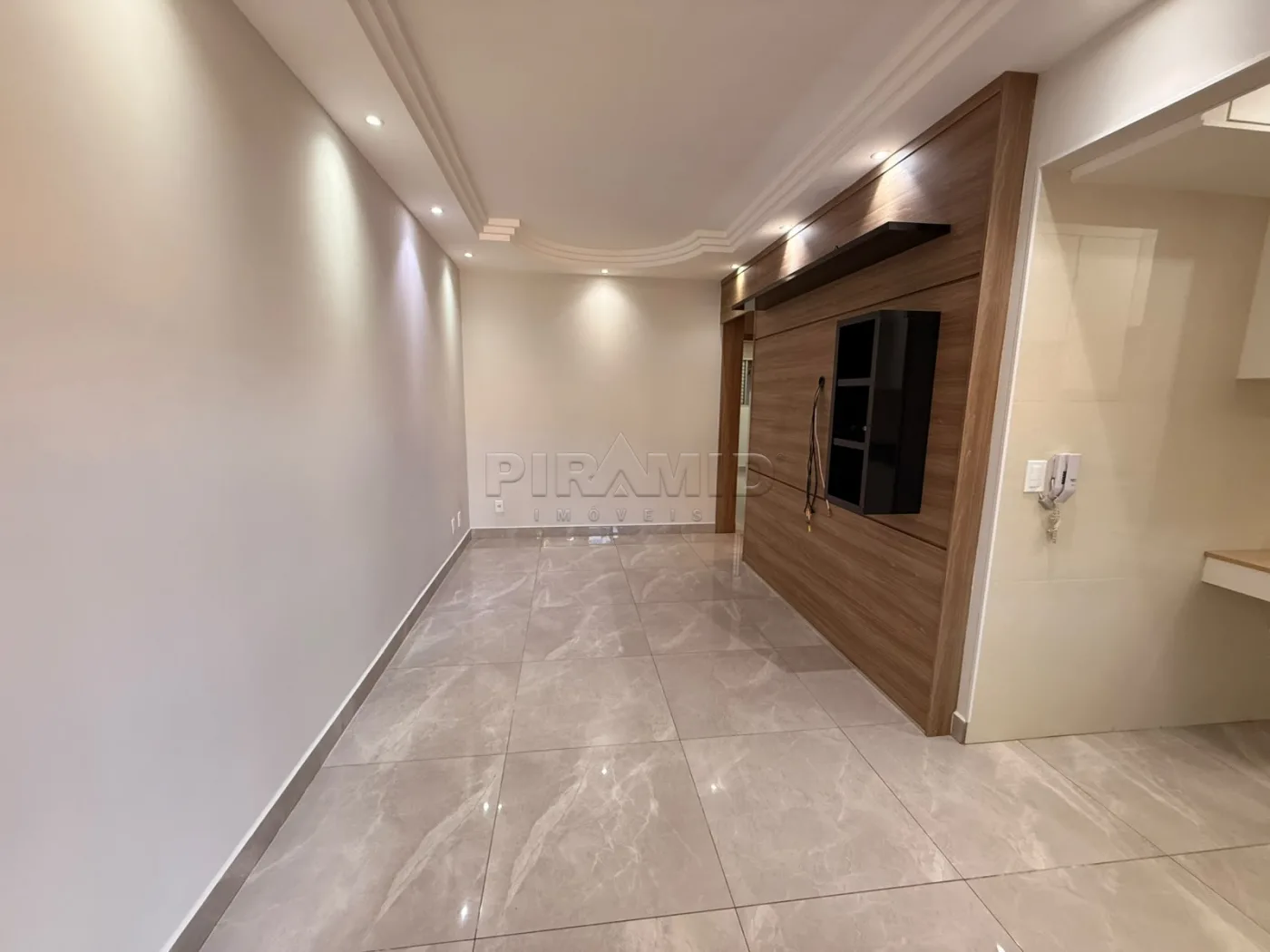 Alugar Casa / Condom&iacute;nio em Ribeir&atilde;o Preto R$ 4.150,00 - Foto 1