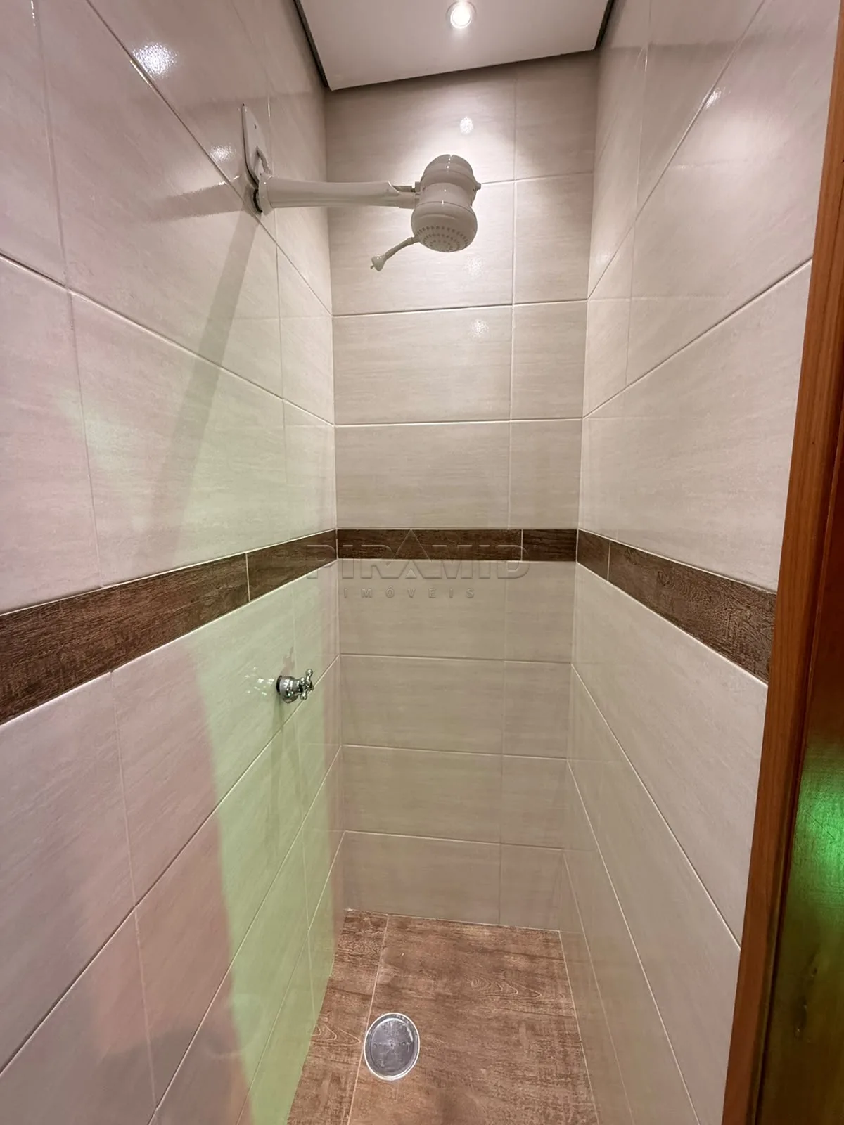 Alugar Casa / Condom&iacute;nio em Ribeir&atilde;o Preto R$ 4.150,00 - Foto 17