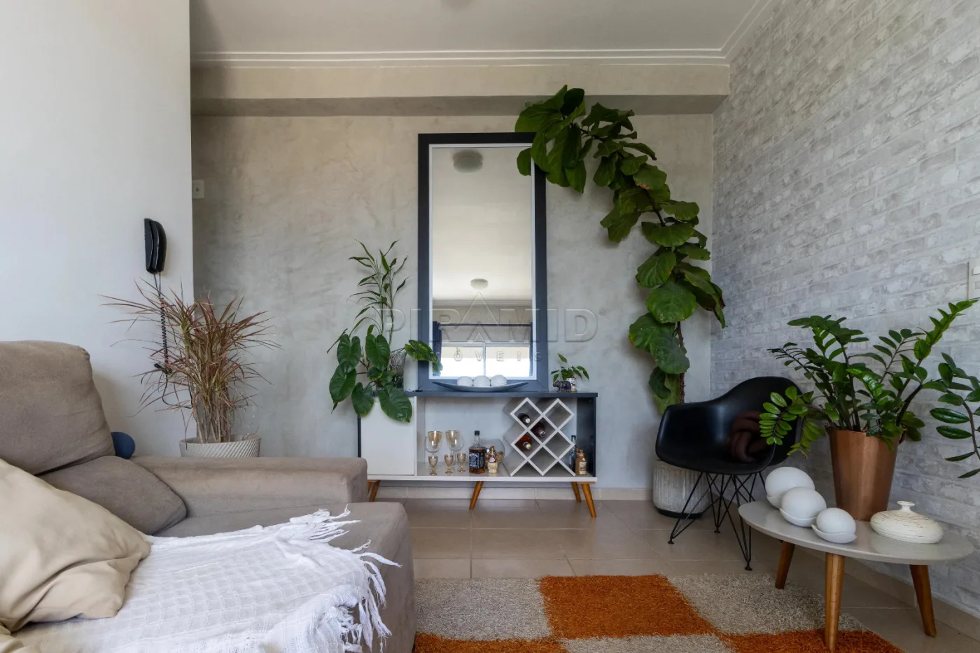 Alugar Apartamento / Padr&atilde;o em Ribeir&atilde;o Preto R$ 2.400,00 - Foto 1
