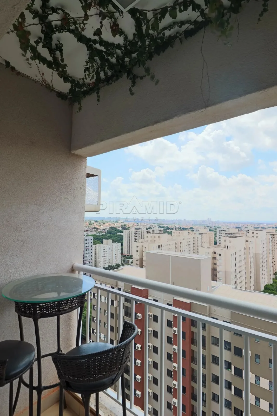 Alugar Apartamento / Padr&atilde;o em Ribeir&atilde;o Preto R$ 2.400,00 - Foto 7
