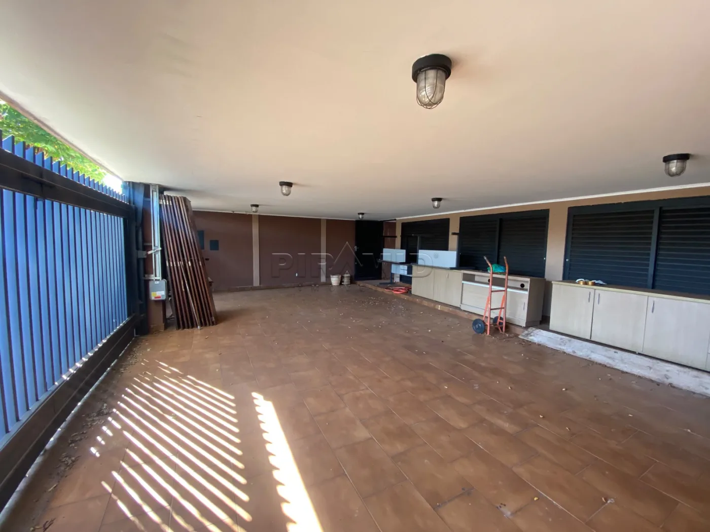 Alugar Casa / Padr&atilde;o em Ribeir&atilde;o Preto R$ 5.500,00 - Foto 1